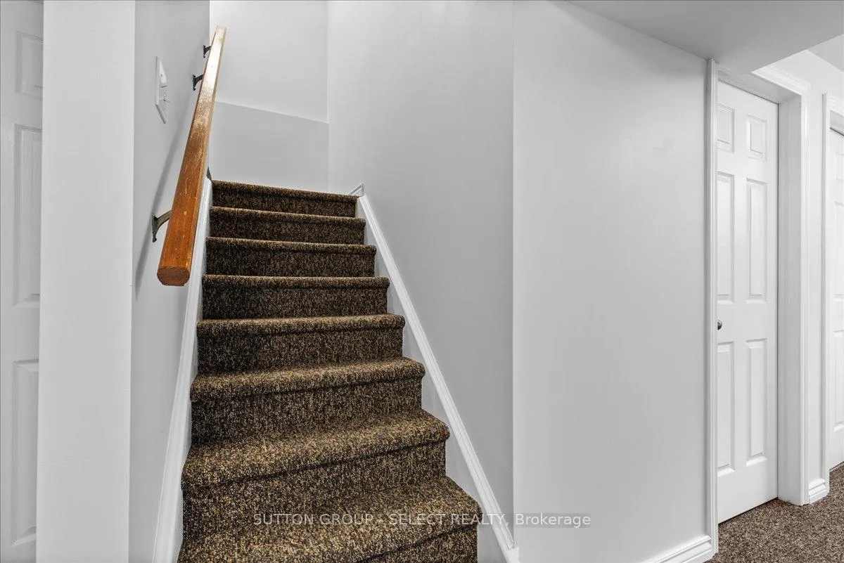 Photo 25 of 115 Templewood Drive, Kitchener — HOMEH