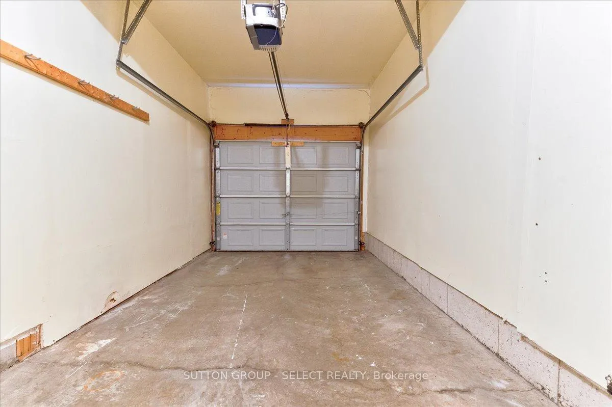 Photo 30 of 115 Templewood Drive, Kitchener — HOMEH