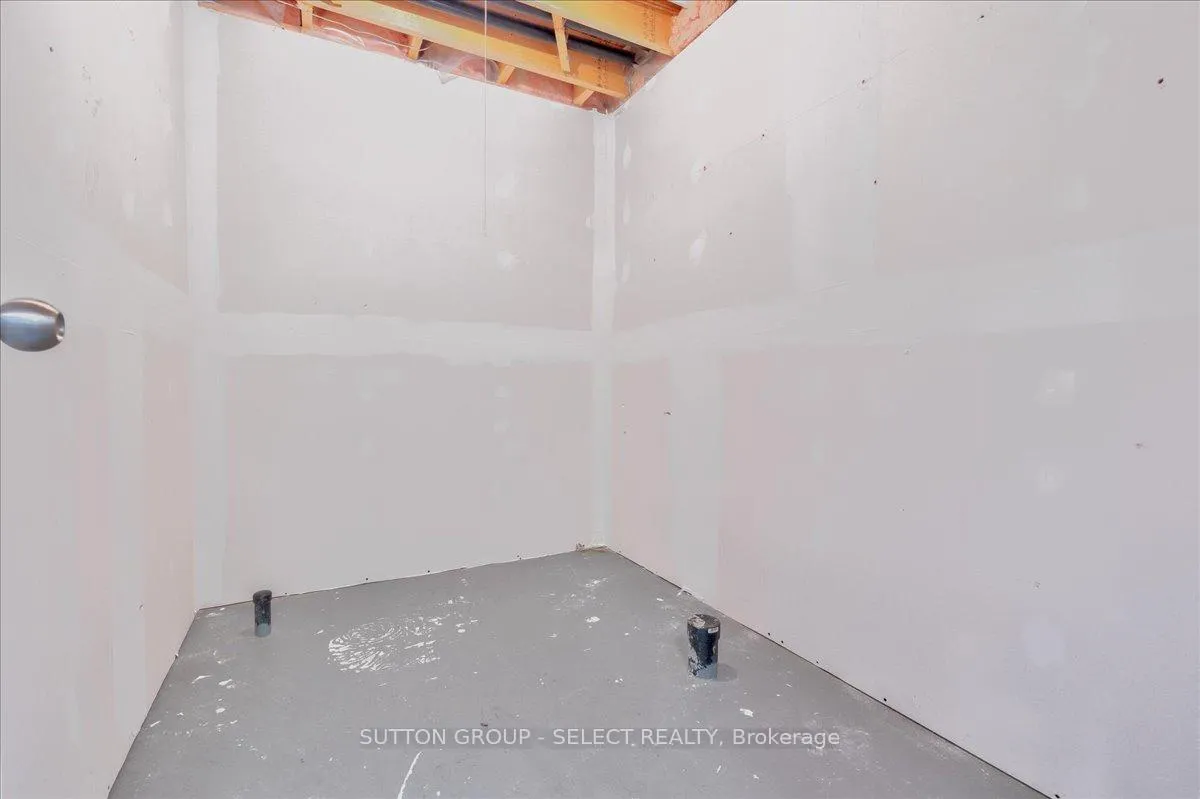 Photo 32 of 115 Templewood Drive, Kitchener — HOMEH