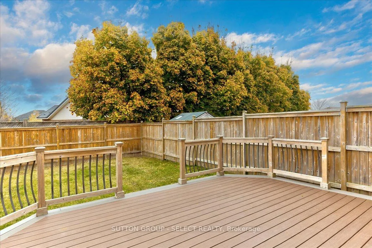 Photo 36 of 115 Templewood Drive, Kitchener — HOMEH