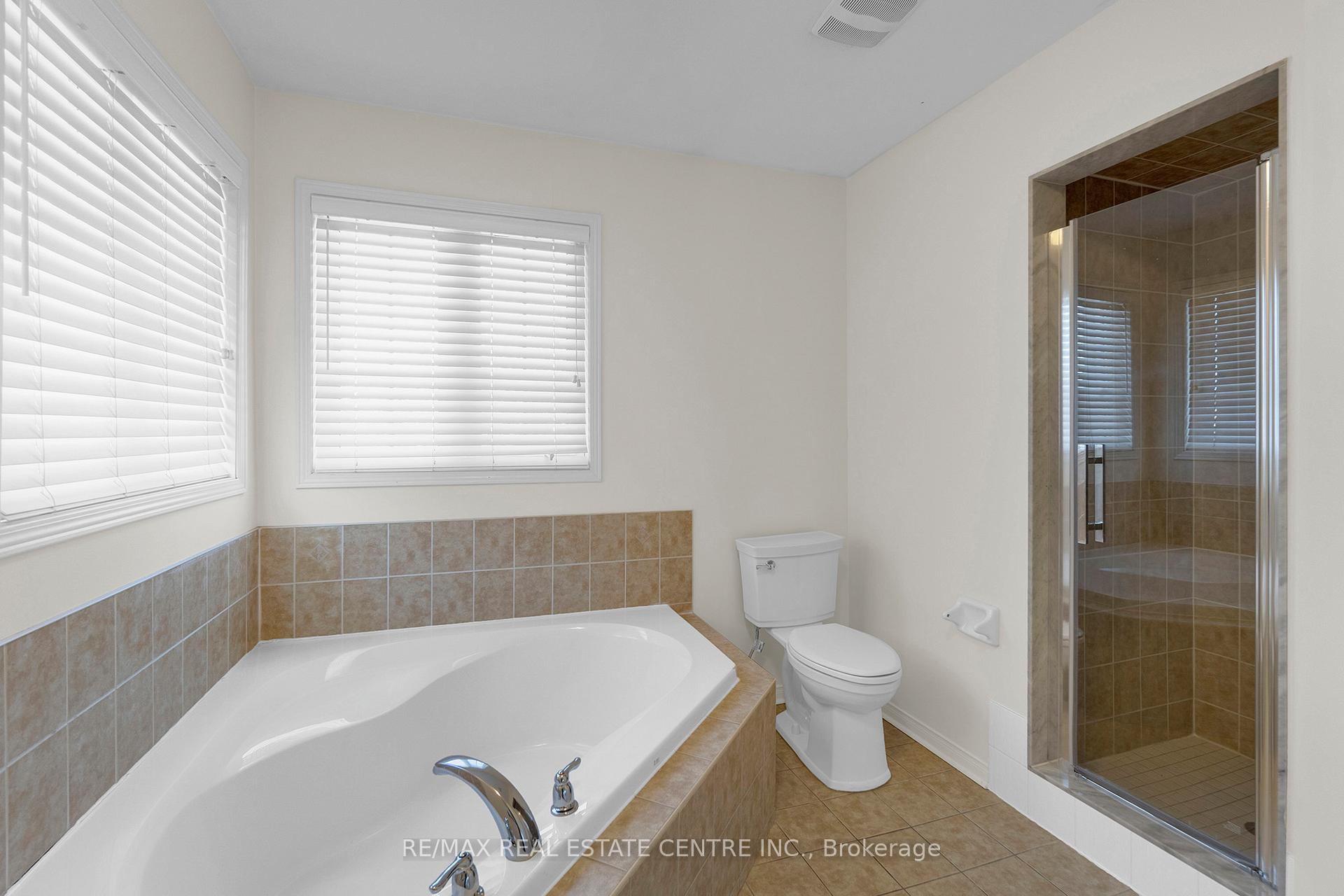 Photo 29 of 36 Capistro Street, Brampton, Fletcher's Meadow — HOMEH