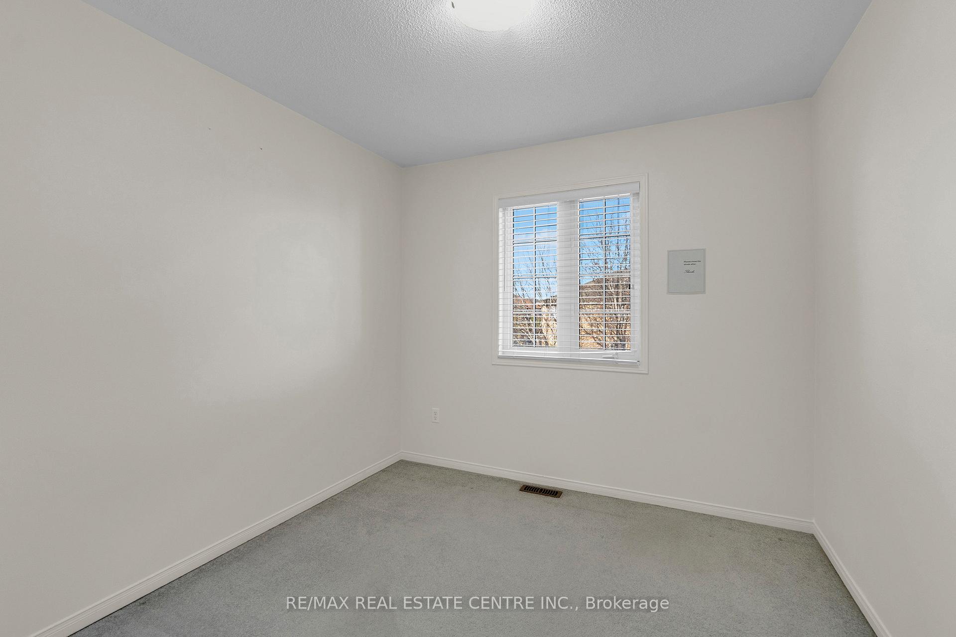 Photo 41 of 36 Capistro Street, Brampton, Fletcher's Meadow — HOMEH