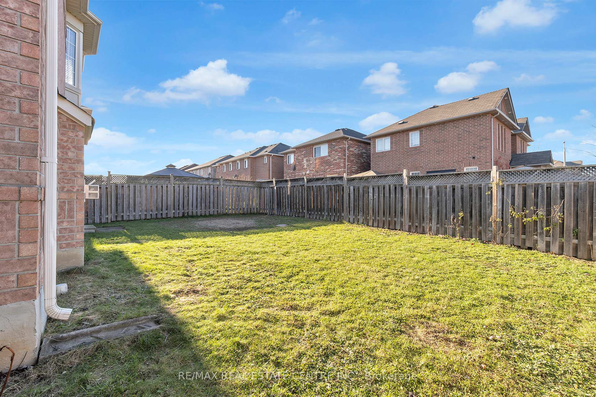 Photo 45 of 36 Capistro Street, Brampton, Fletcher's Meadow — HOMEH