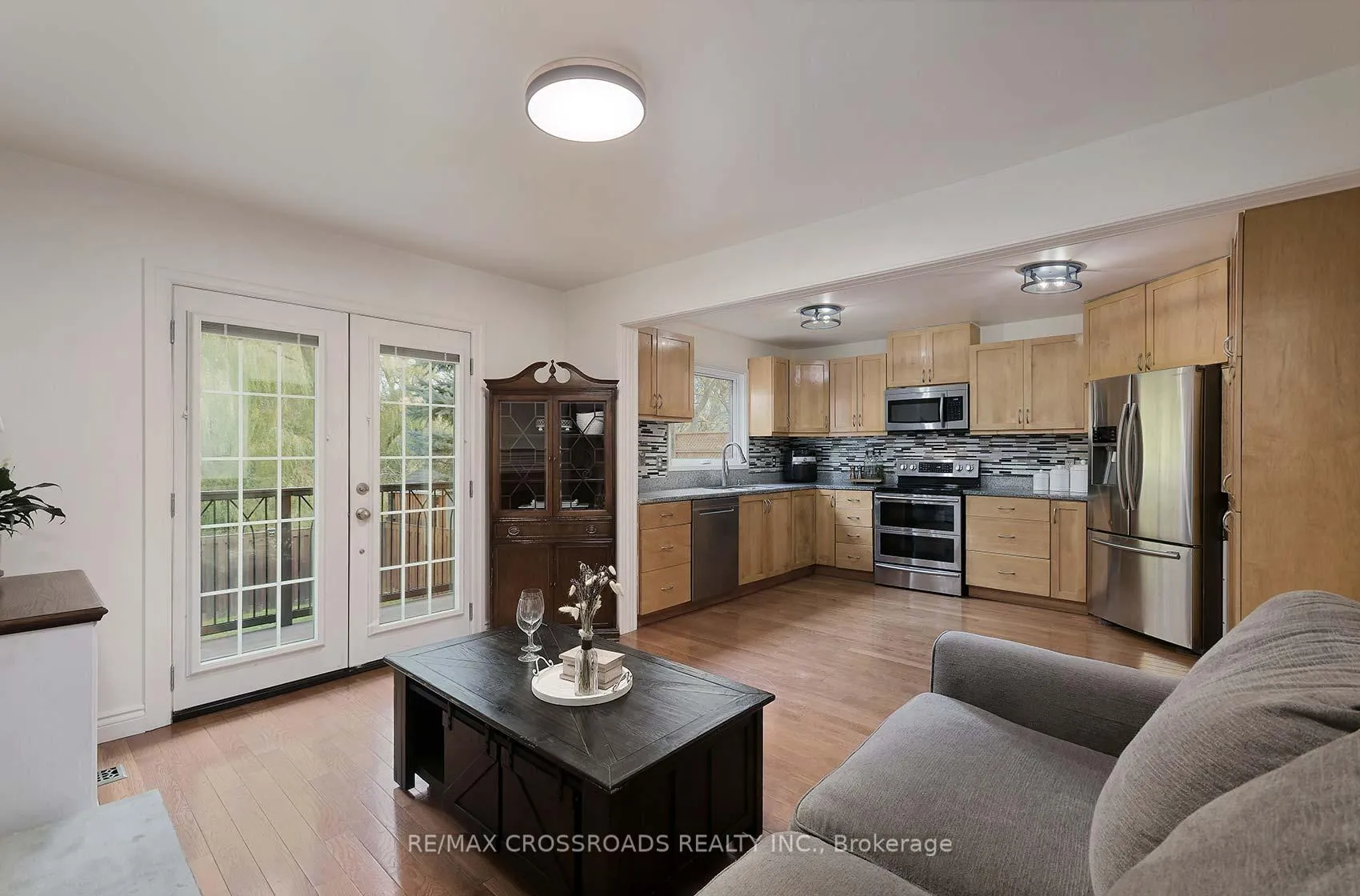 Photo 6 of 42 Bluebell Crescent, Whitby, Lynde Creek — HOMEH