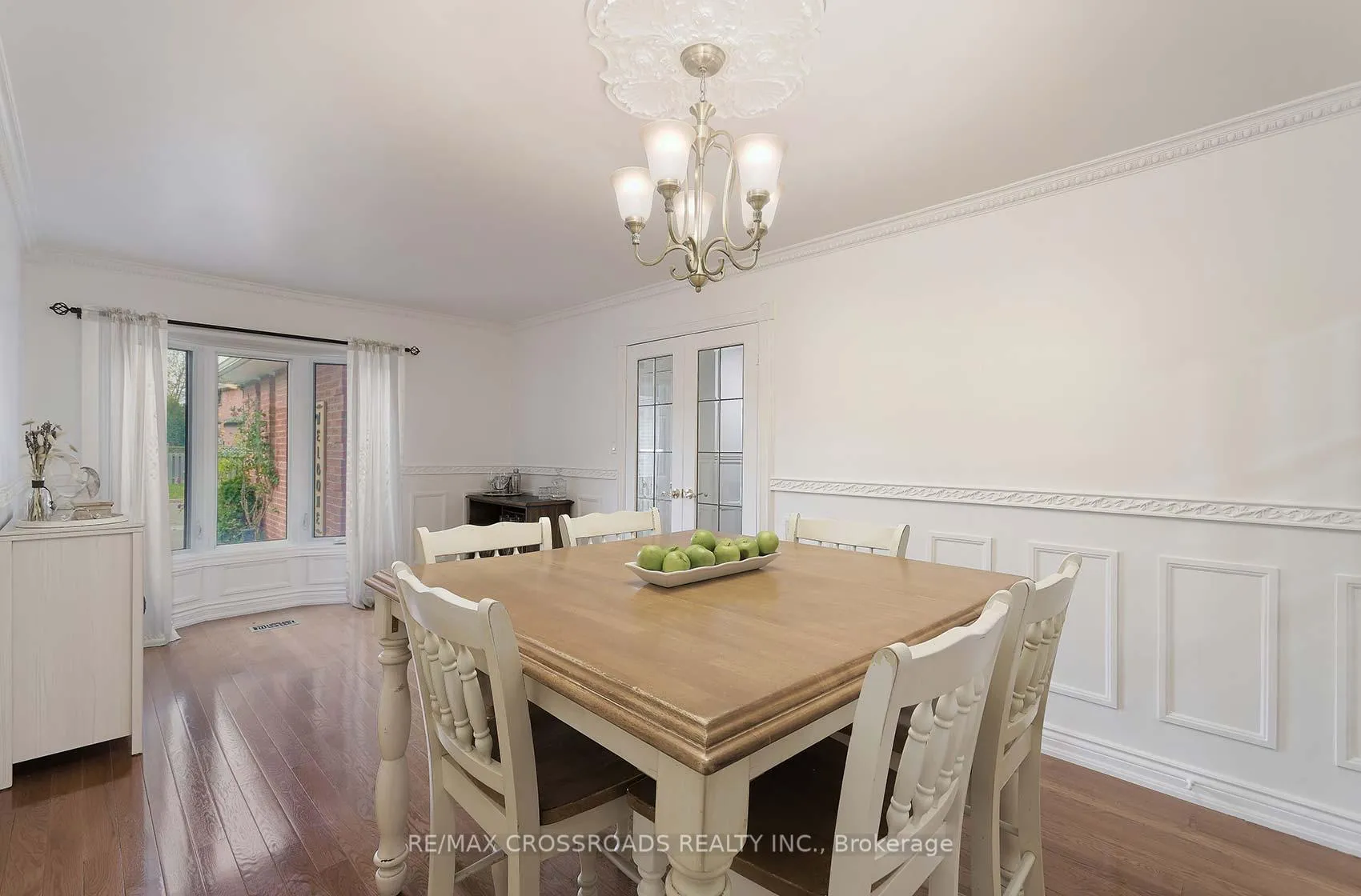 Photo 10 of 42 Bluebell Crescent, Whitby, Lynde Creek — HOMEH