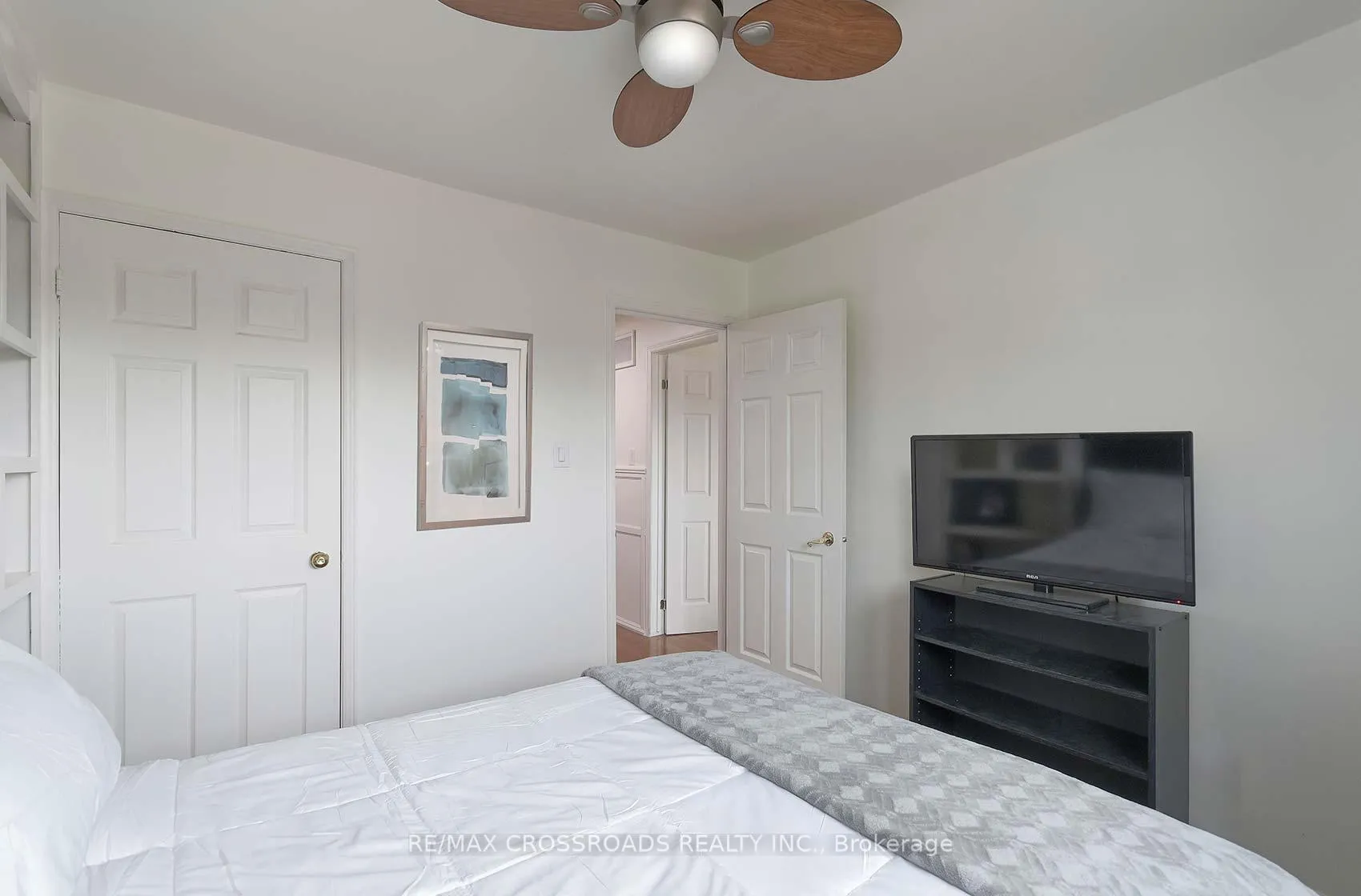Photo 17 of 42 Bluebell Crescent, Whitby, Lynde Creek — HOMEH