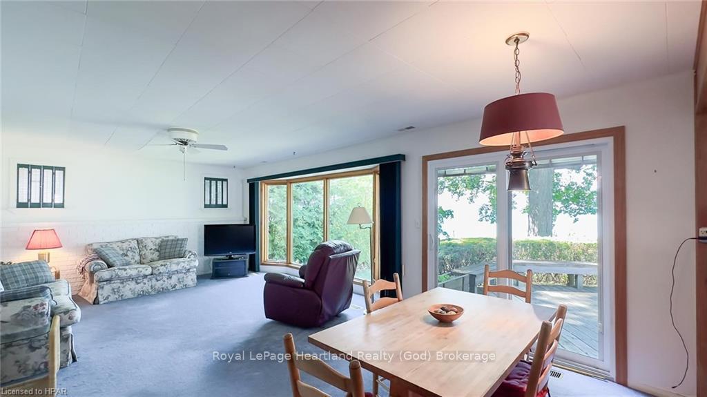 Photo 20 of 27 Bluewater Drive, Goderich, Goderich (Town) — HOMEH