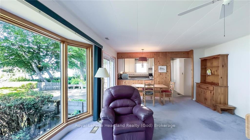 Photo 26 of 27 Bluewater Drive, Goderich, Goderich (Town) — HOMEH