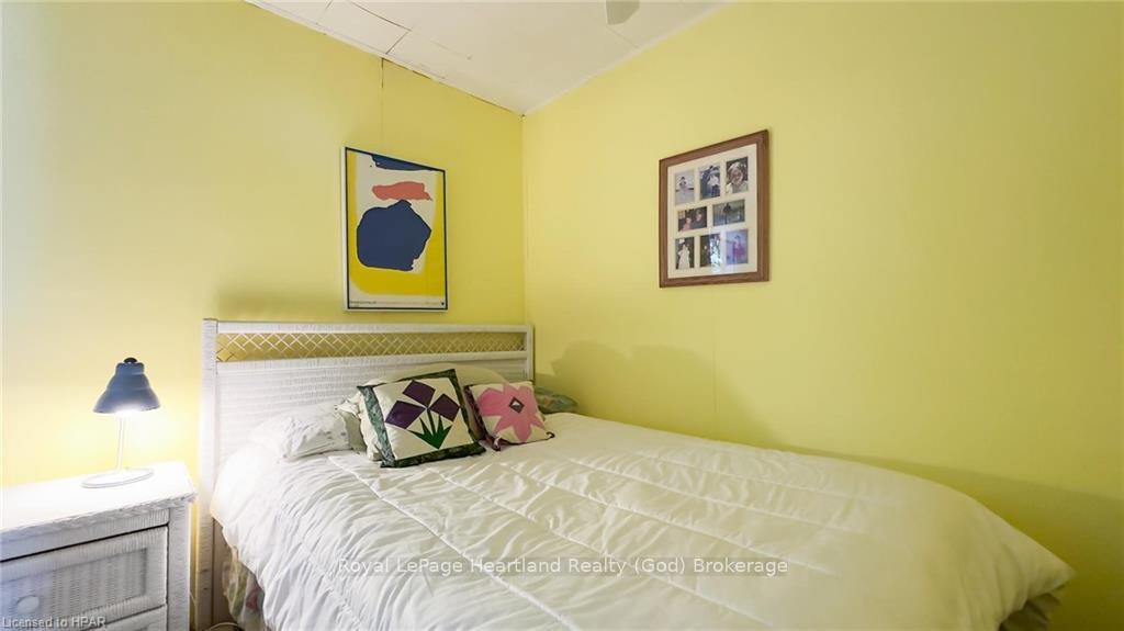 Photo 30 of 27 Bluewater Drive, Goderich, Goderich (Town) — HOMEH