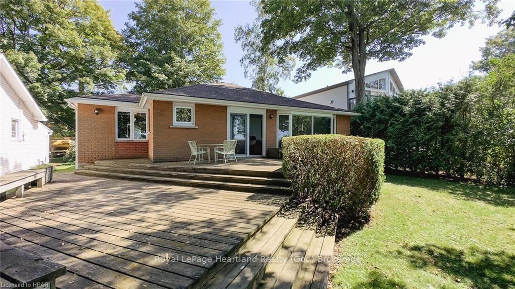 Photo 41 of 27 Bluewater Drive, Goderich, Goderich (Town) — HOMEH