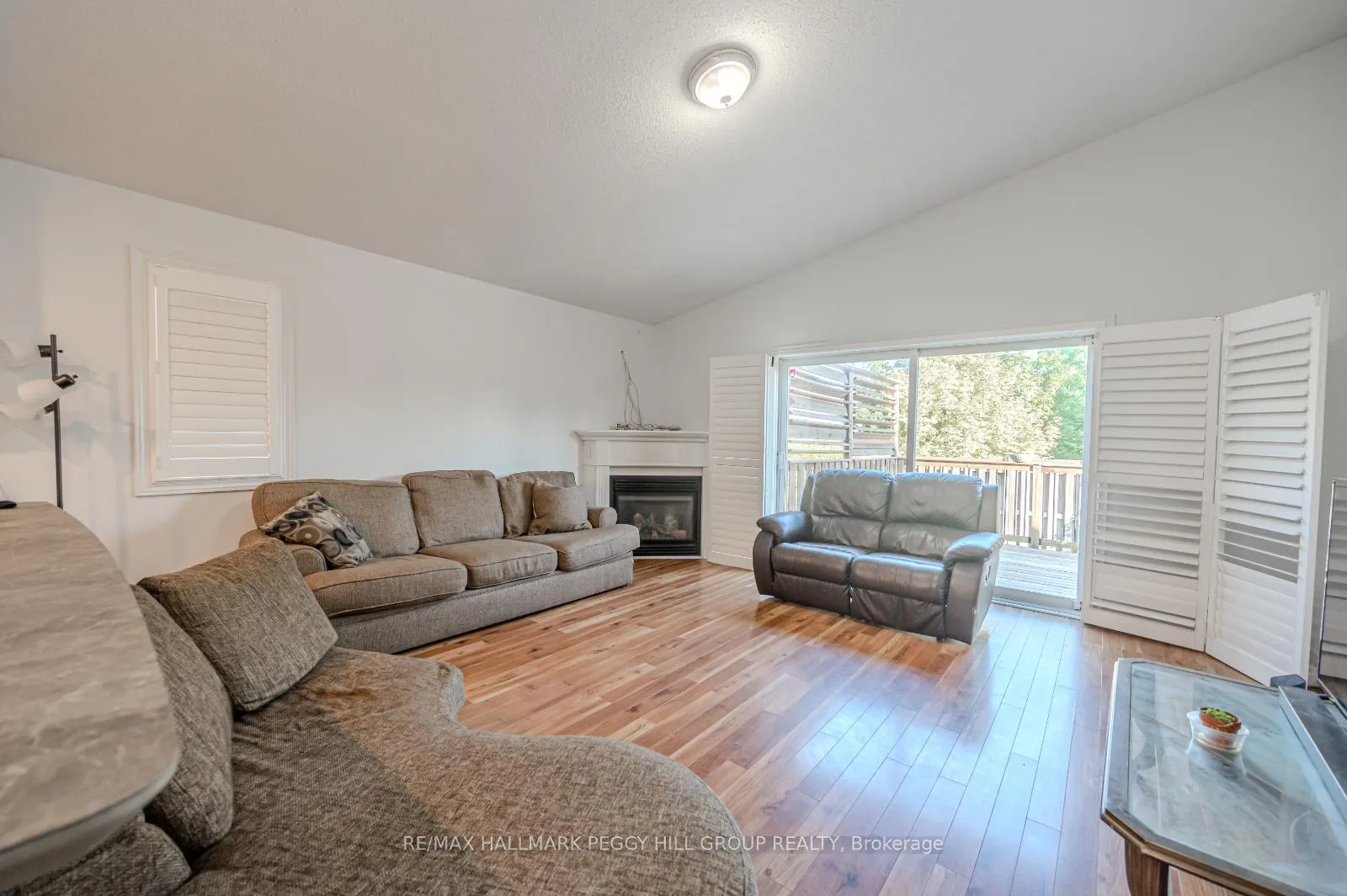 Photo 4 of Unit Upper, 33 Hanmer Street E, Barrie, East Bayfield — HOMEH