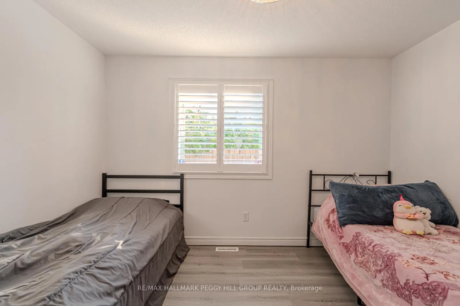Photo 6 of Unit Upper, 33 Hanmer Street E, Barrie, East Bayfield — HOMEH