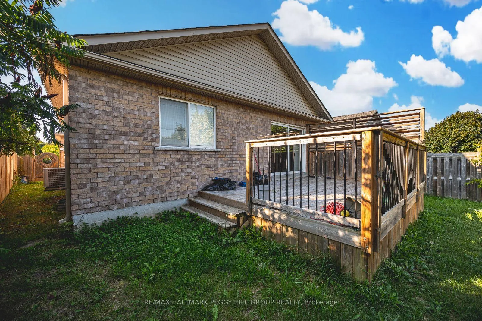 Photo 12 of Unit Upper, 33 Hanmer Street E, Barrie, East Bayfield — HOMEH