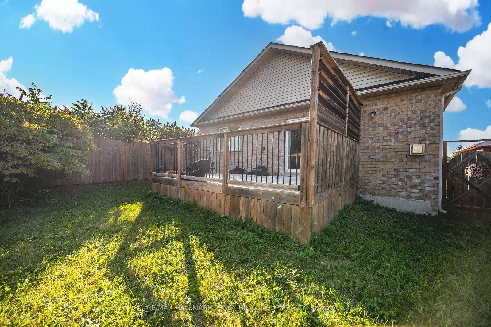 Photo 13 of Unit Upper, 33 Hanmer Street E, Barrie, East Bayfield — HOMEH