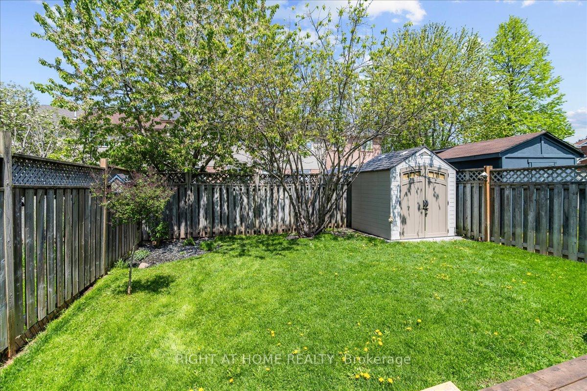 Photo 24 of 34 Vail Meadows Crescent, Clarington, Bowmanville — HOMEH