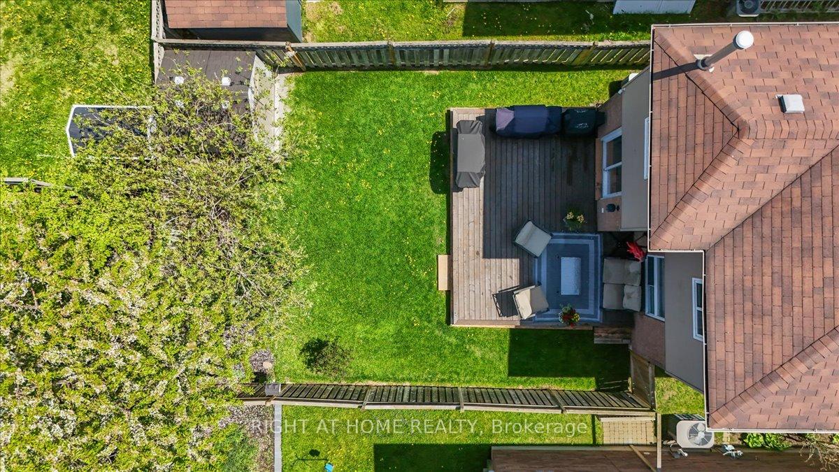 Photo 26 of 34 Vail Meadows Crescent, Clarington, Bowmanville — HOMEH