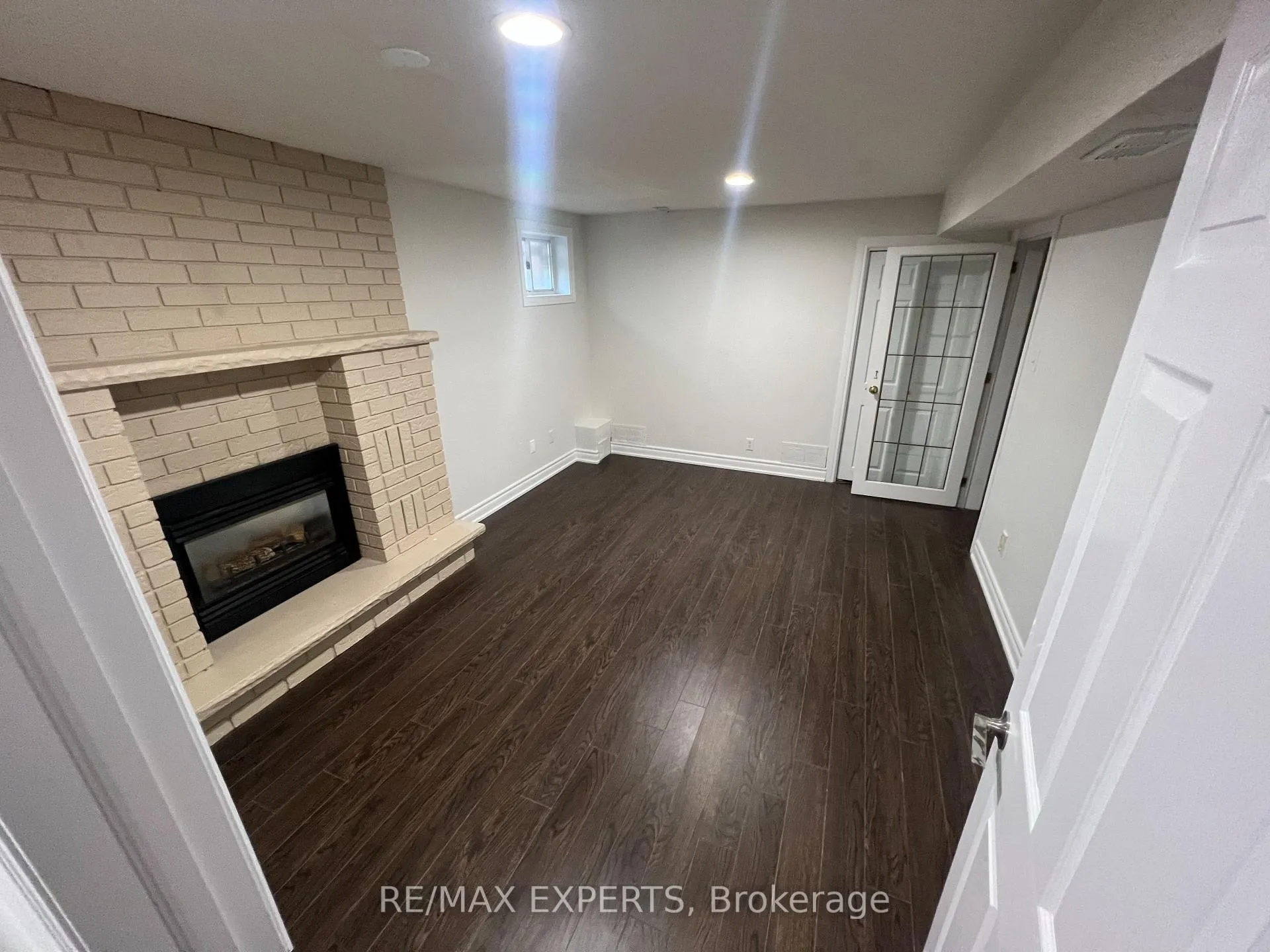 Photo 9 of 9 Templeton Crescent, Barrie, Letitia Heights — HOMEH