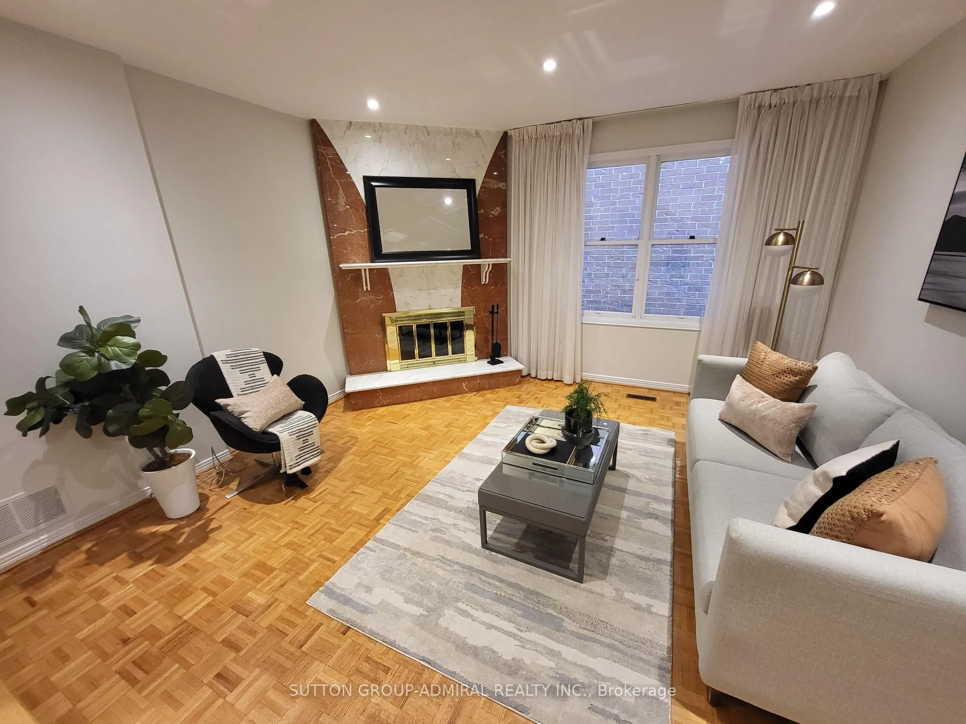 Photo 20 of 273 Spring Gate Boulevard, Vaughan, Crestwood-Springfarm-Yorkhill — HOMEH