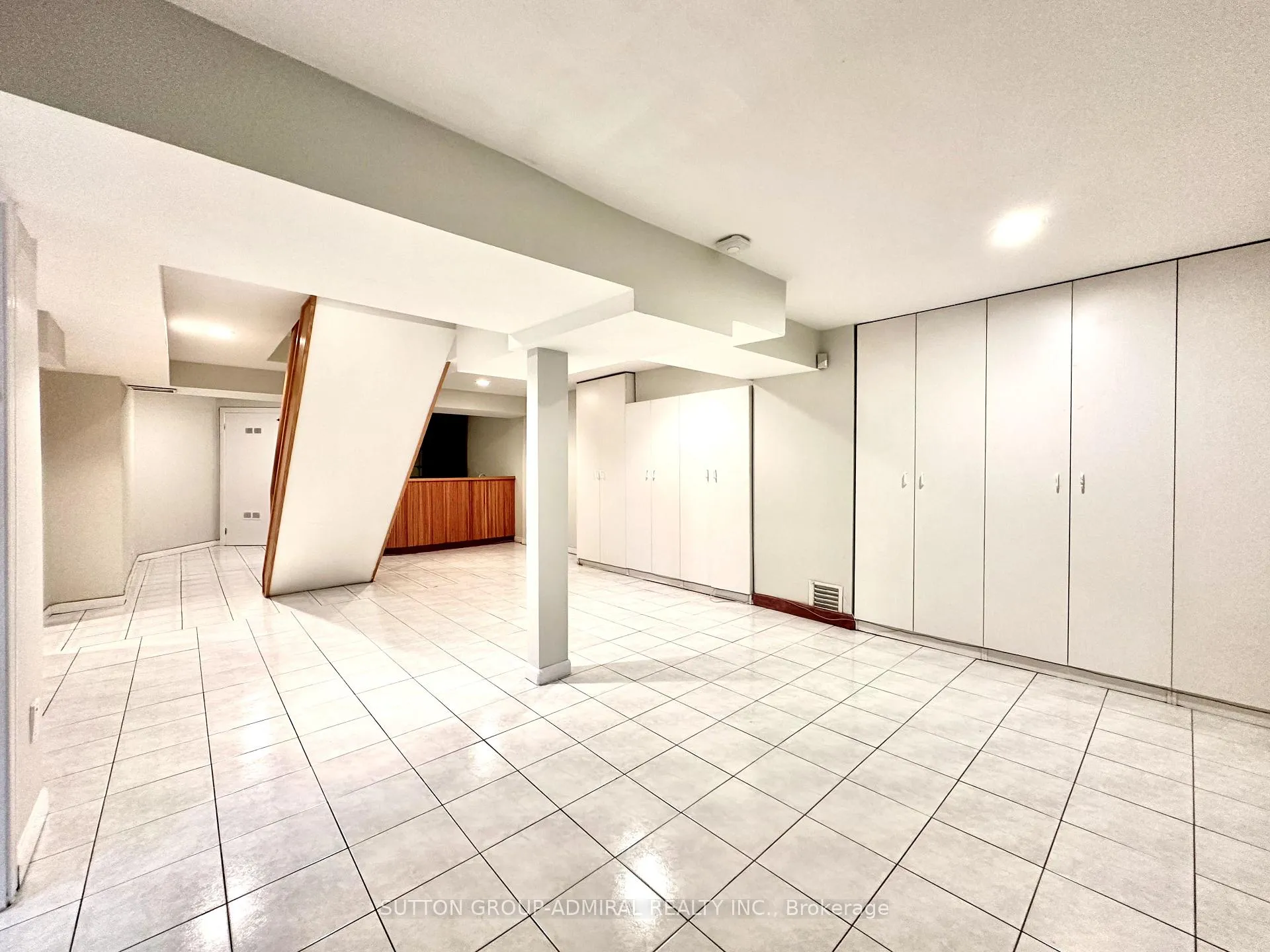 Photo 25 of 273 Spring Gate Boulevard, Vaughan, Crestwood-Springfarm-Yorkhill — HOMEH