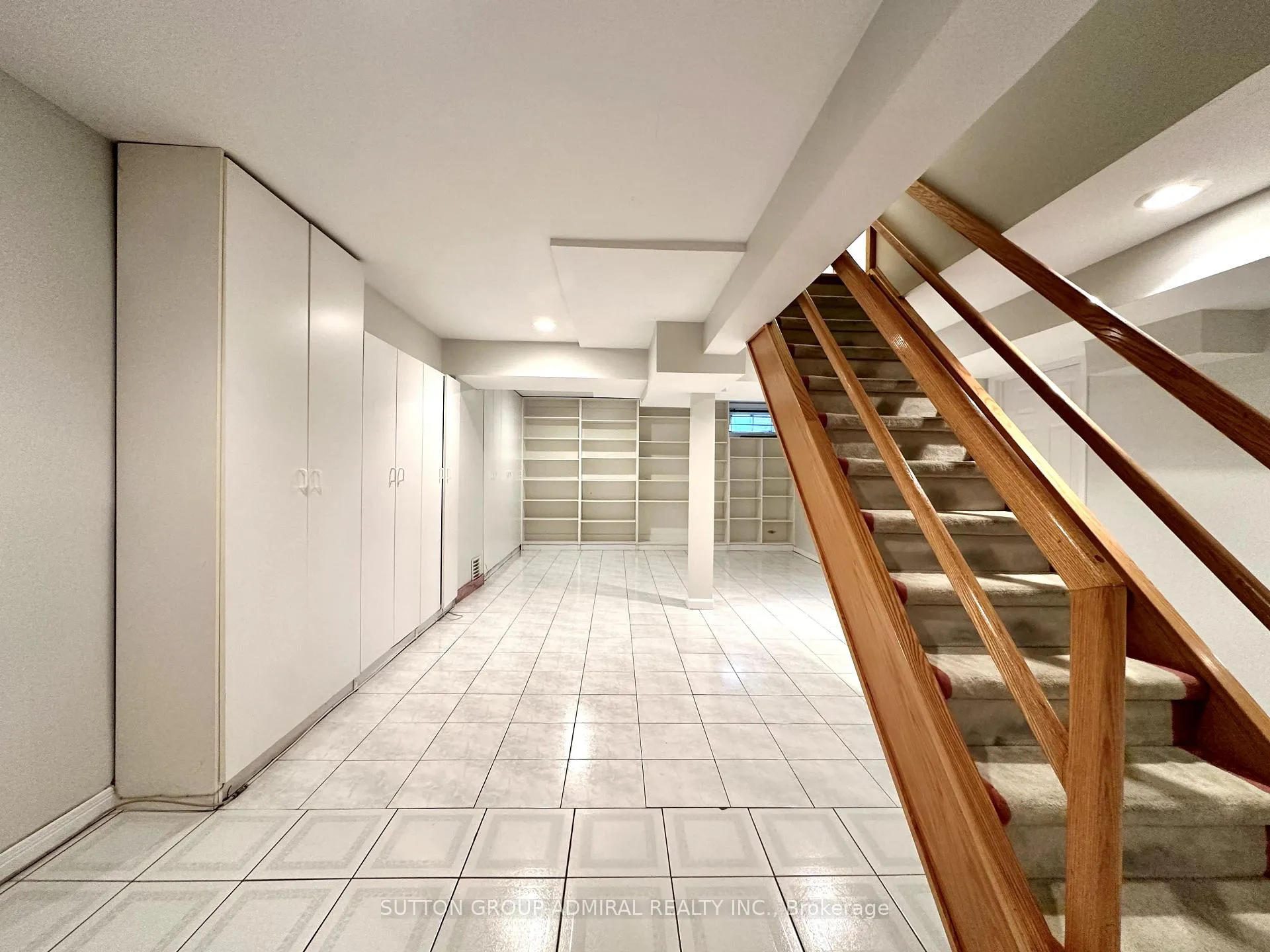 Photo 28 of 273 Spring Gate Boulevard, Vaughan, Crestwood-Springfarm-Yorkhill — HOMEH