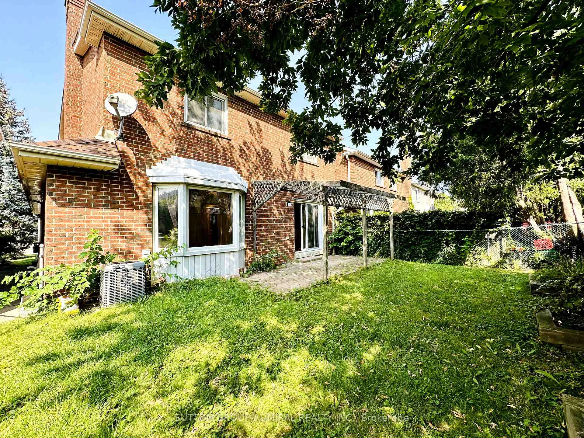 Photo 35 of 273 Spring Gate Boulevard, Vaughan, Crestwood-Springfarm-Yorkhill — HOMEH