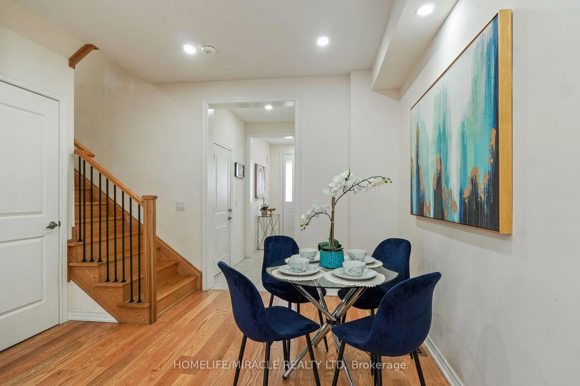 Photo 9 of 1053 Garner Road E, Hamilton, Ancaster — HOMEH