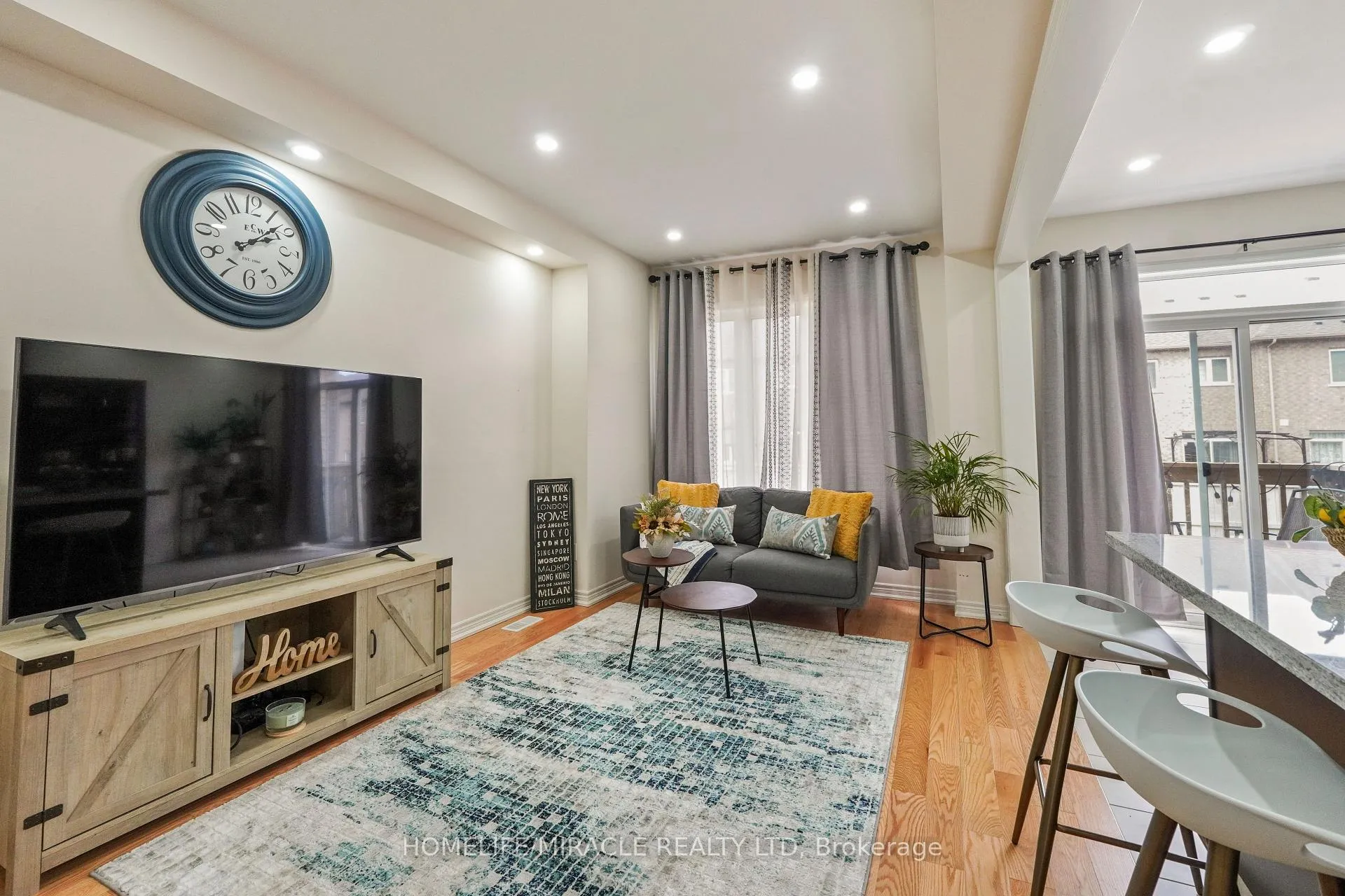 Photo 11 of 1053 Garner Road E, Hamilton, Ancaster — HOMEH