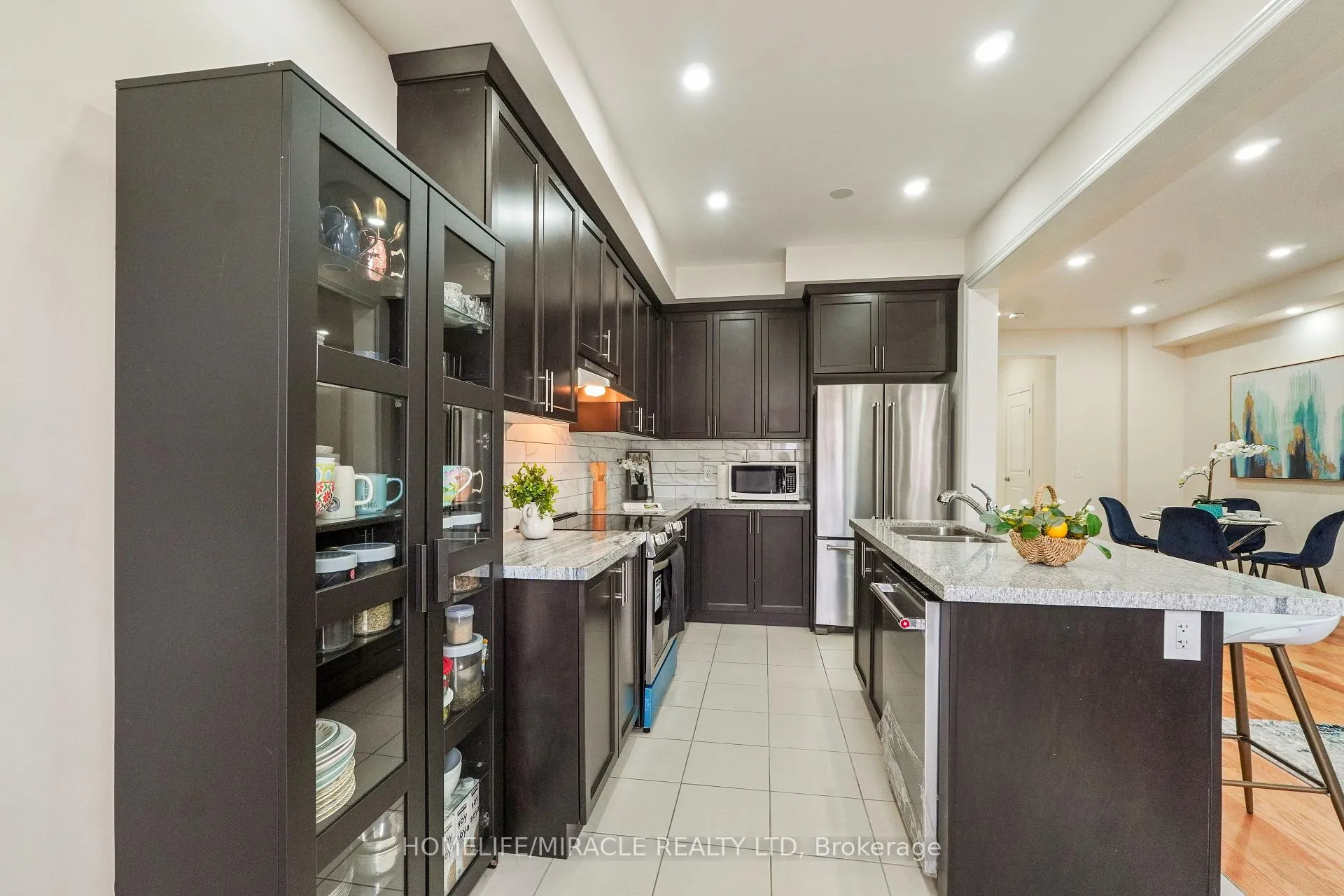 Photo 16 of 1053 Garner Road E, Hamilton, Ancaster — HOMEH