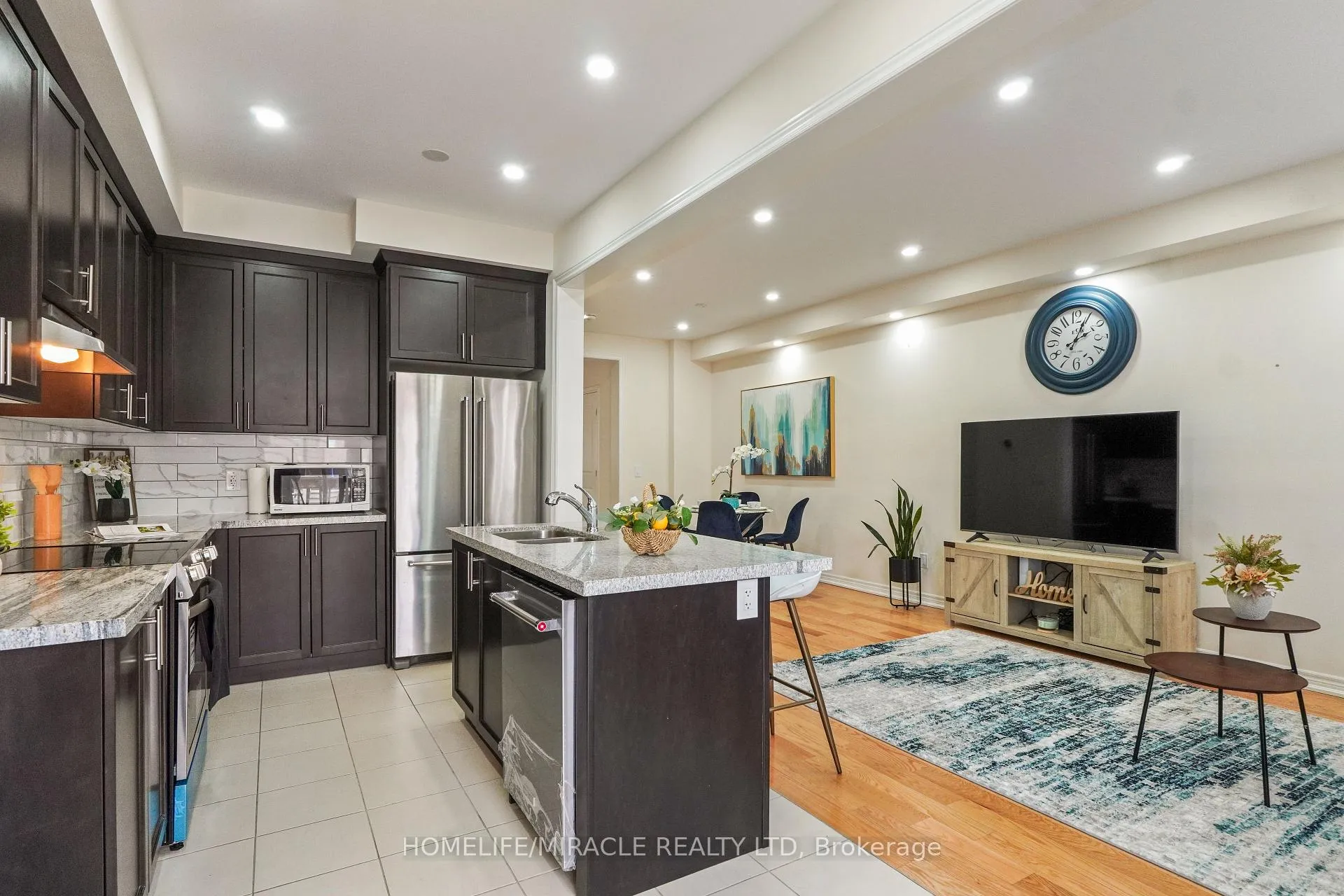 Photo 18 of 1053 Garner Road E, Hamilton, Ancaster — HOMEH