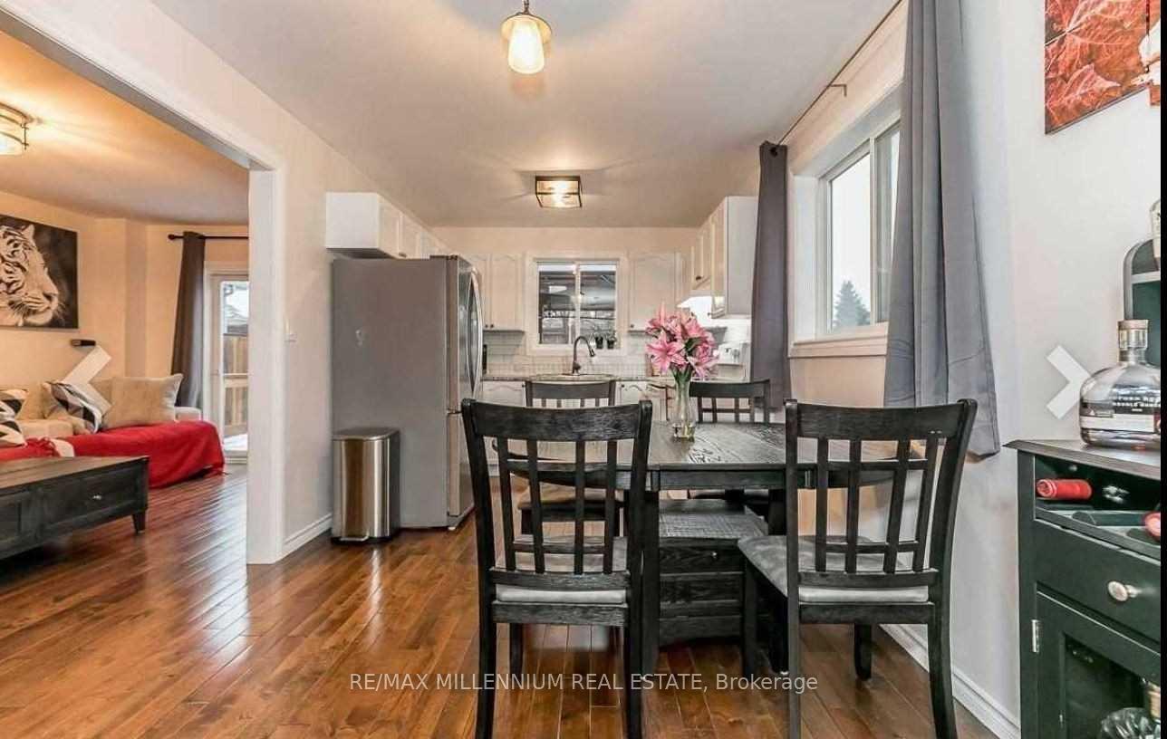 Photo 5 of 12 Assiniboine Drive, Barrie, Holly — HOMEH