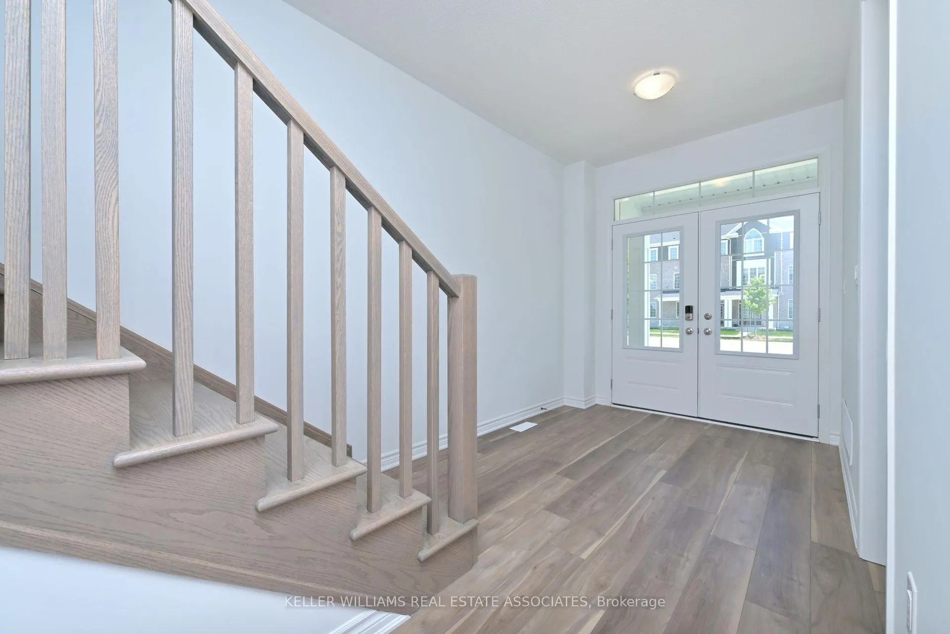 Photo 3 of 43 Cullingtree Place, Caledon, Rural Caledon — HOMEH