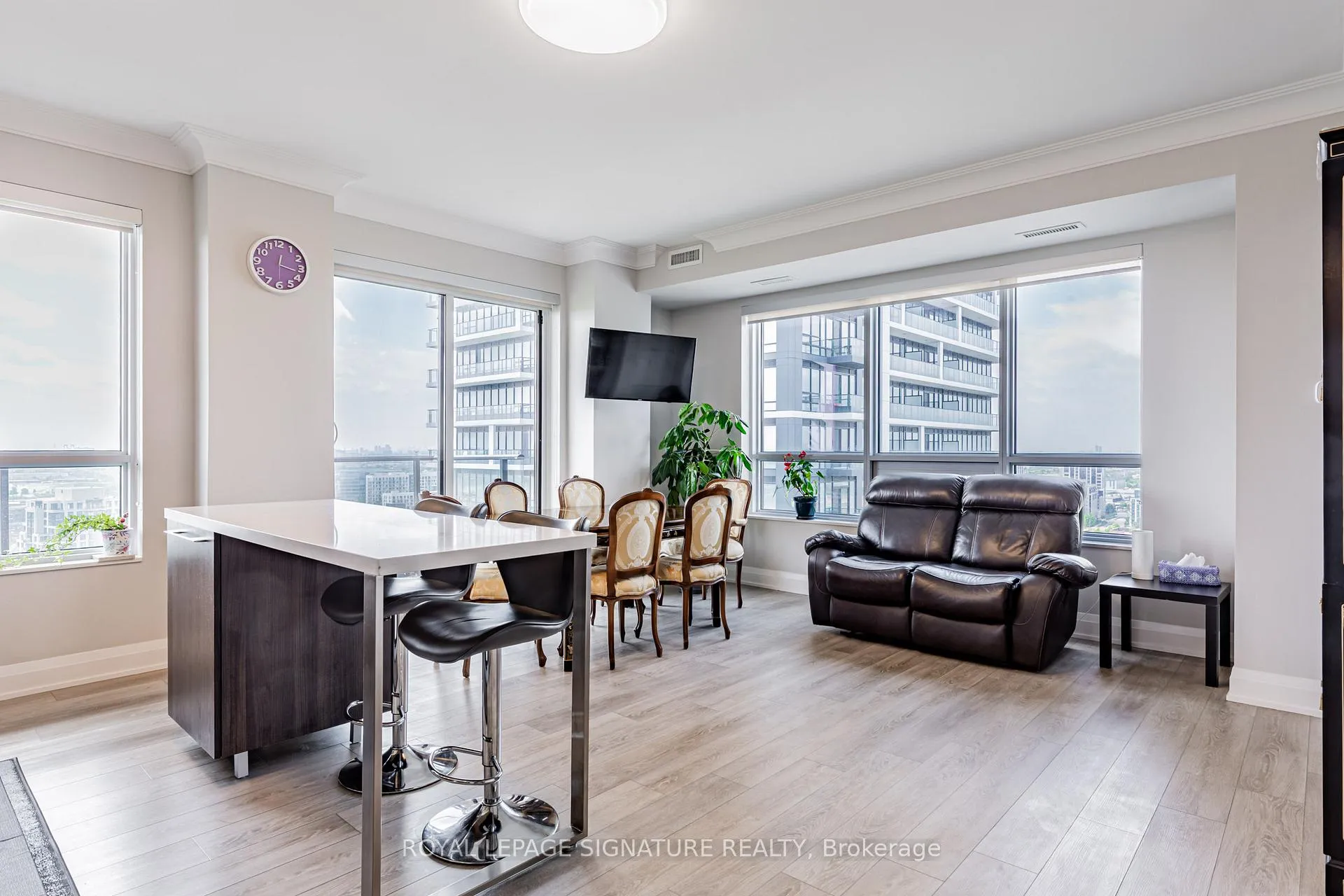 Photo 1 of Unit 2605, 18 Water Walk Drive, Markham, Unionville — HOMEH