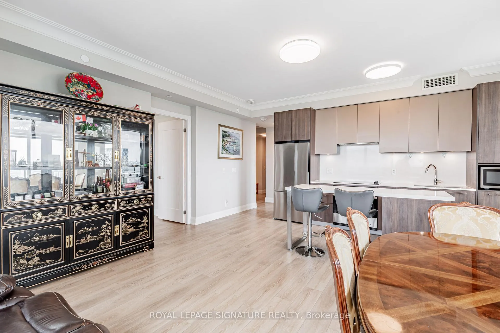 Photo 3 of Unit 2605, 18 Water Walk Drive, Markham, Unionville — HOMEH