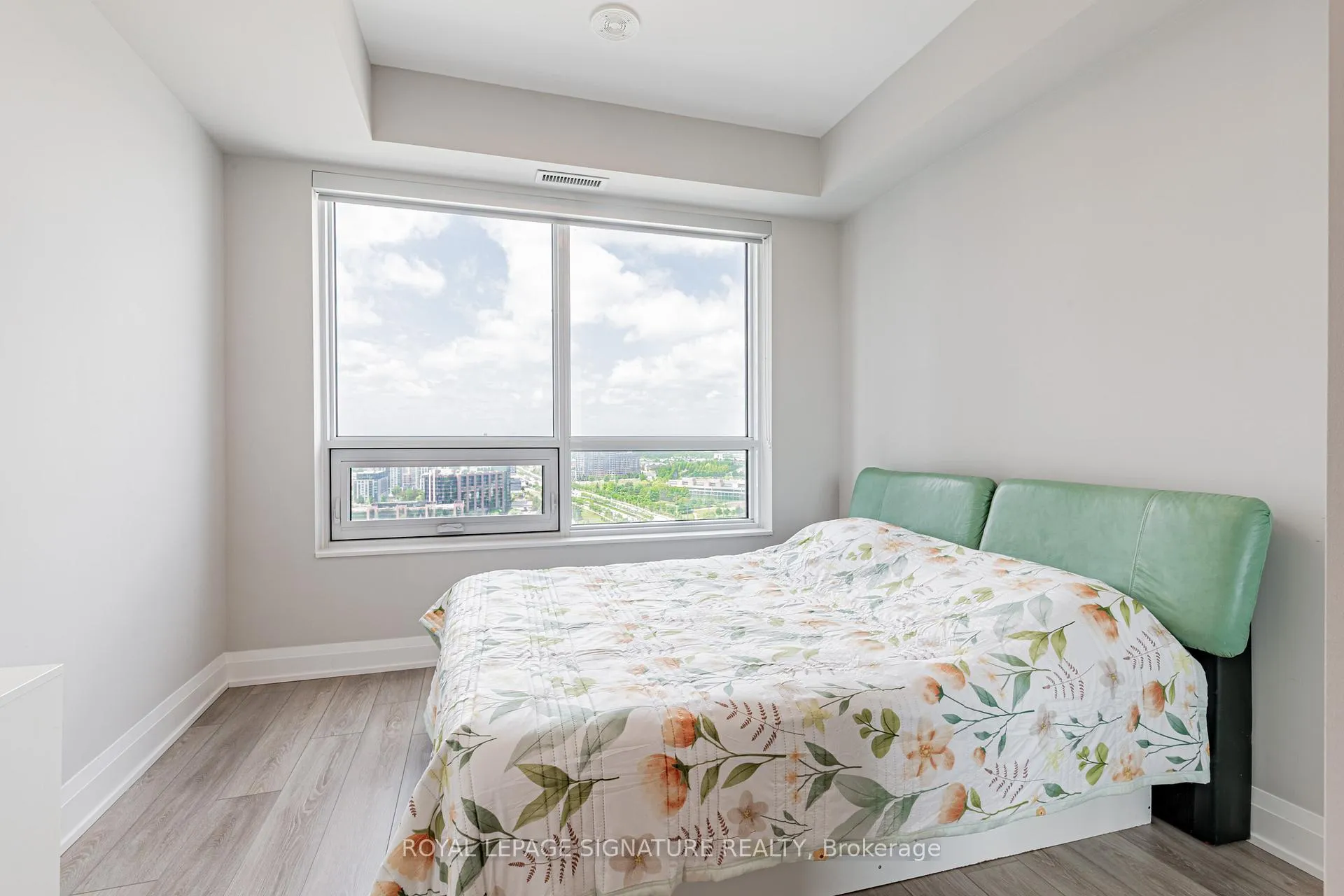 Photo 7 of Unit 2605, 18 Water Walk Drive, Markham, Unionville — HOMEH