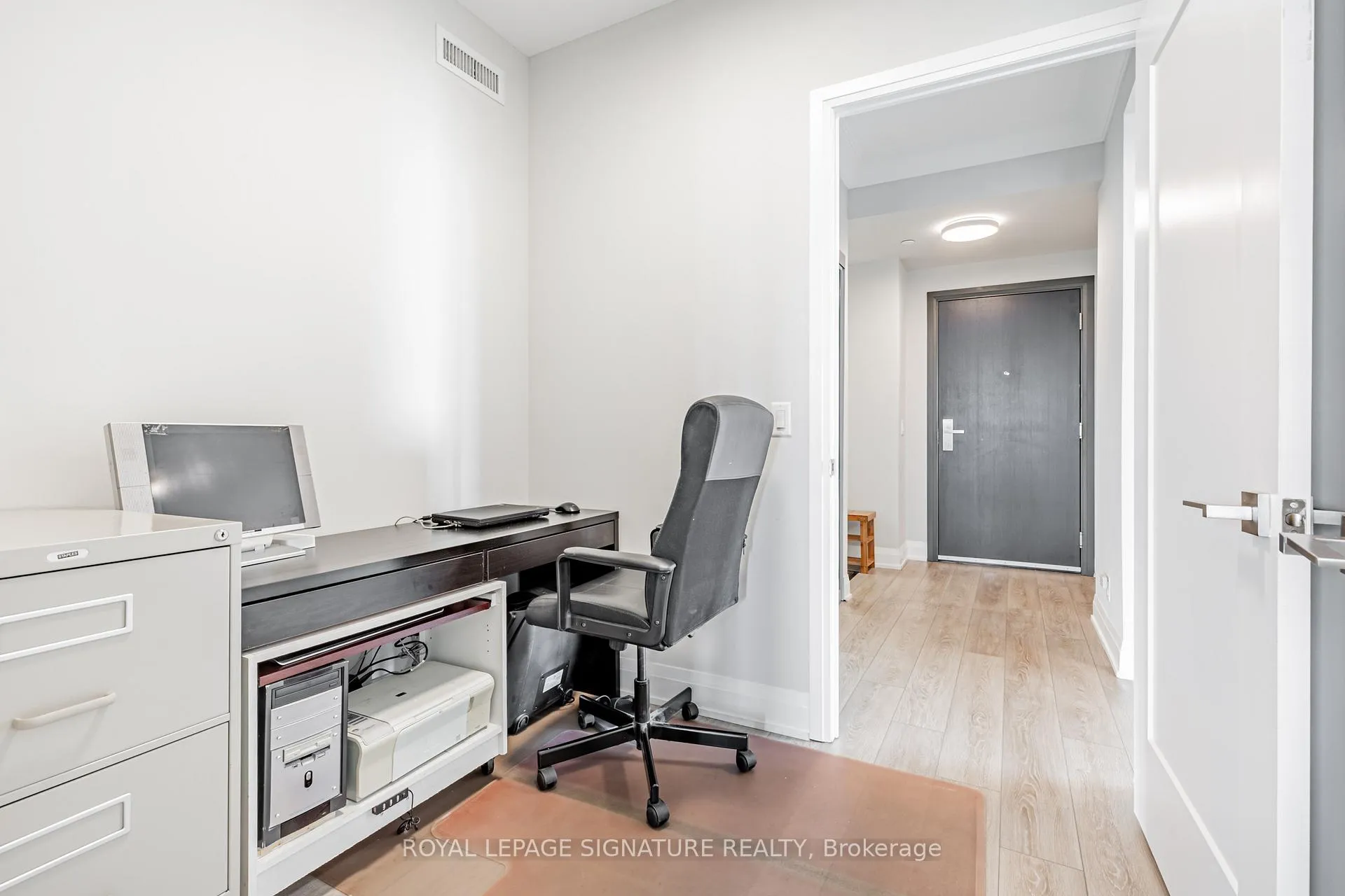 Photo 12 of Unit 2605, 18 Water Walk Drive, Markham, Unionville — HOMEH