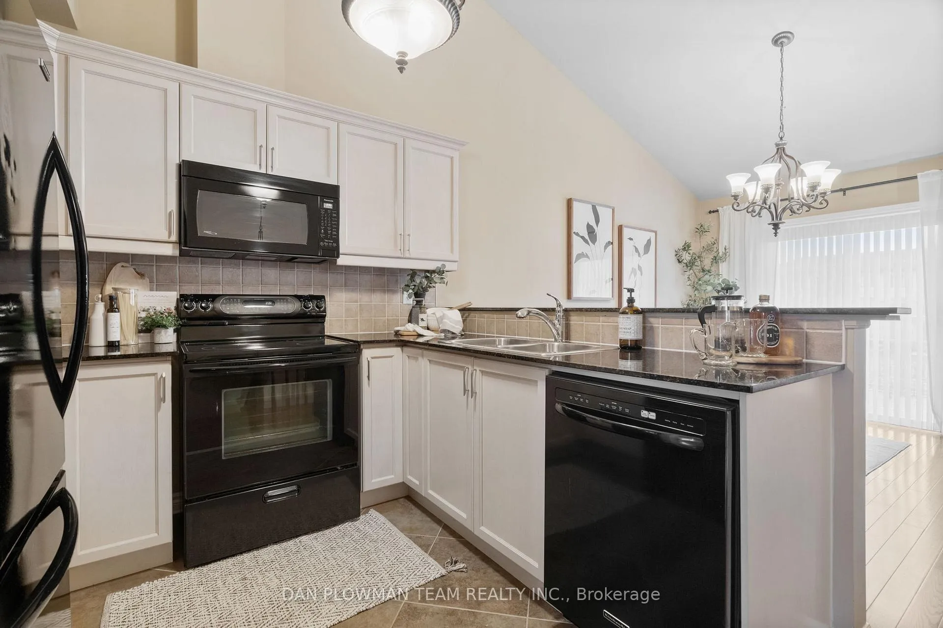 Photo 10 of 9 Wicker Park Way, Whitby, Pringle Creek — HOMEH