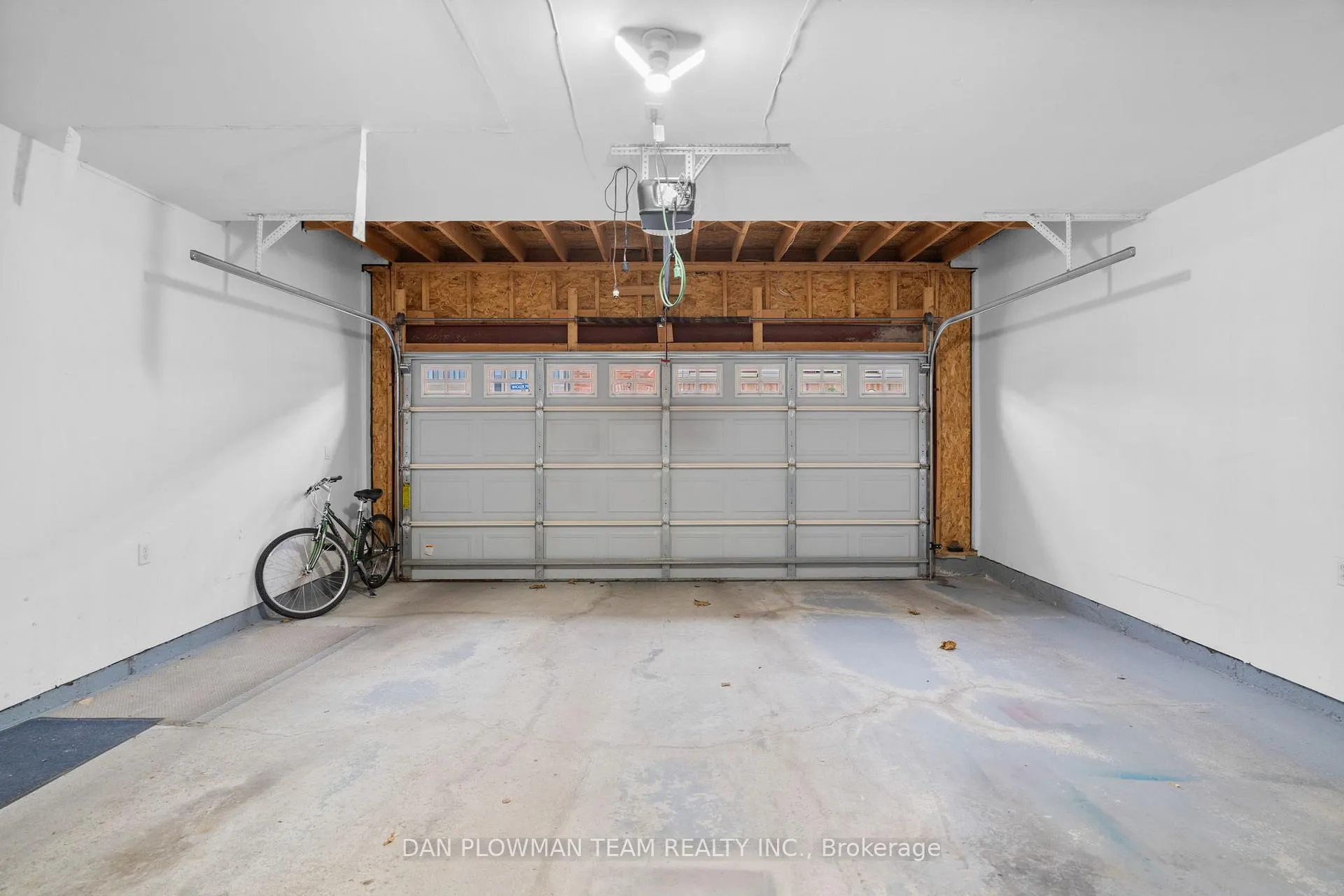 Photo 28 of 9 Wicker Park Way, Whitby, Pringle Creek — HOMEH