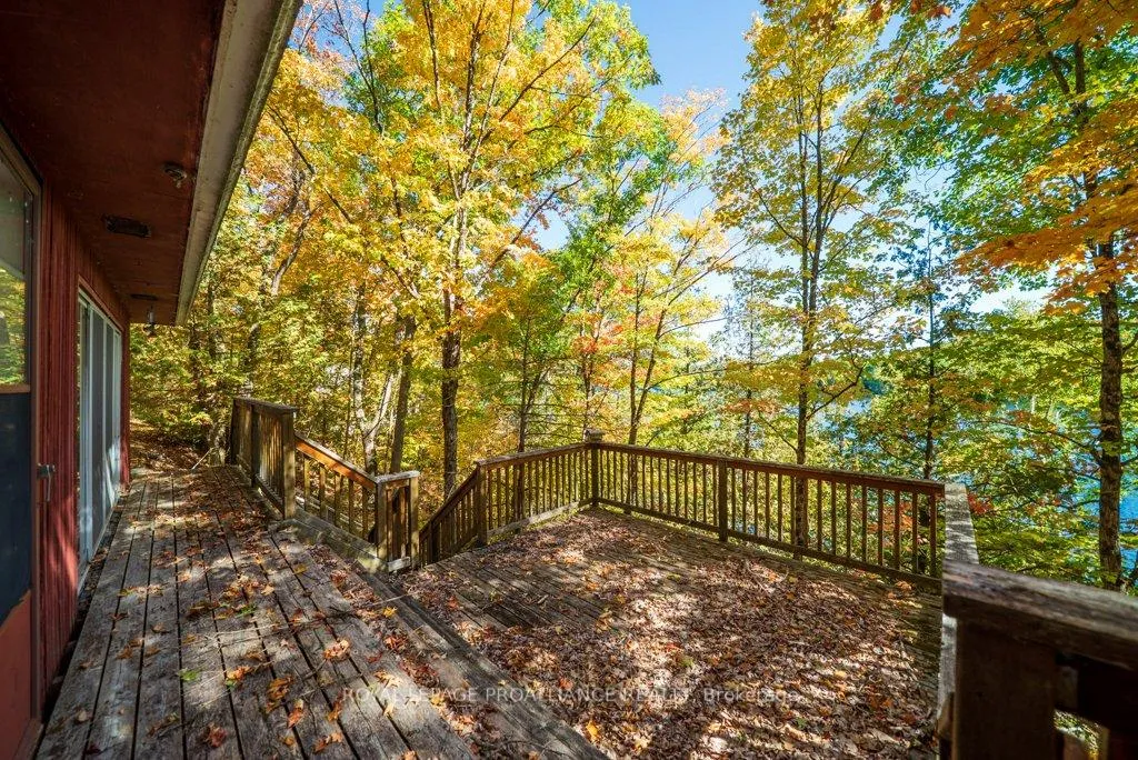 Photo 8 of 1042 East Flieler Lane, Frontenac, Frontenac North — HOMEH