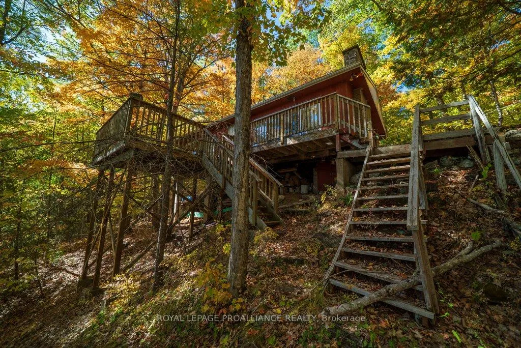 Photo 9 of 1042 East Flieler Lane, Frontenac, Frontenac North — HOMEH