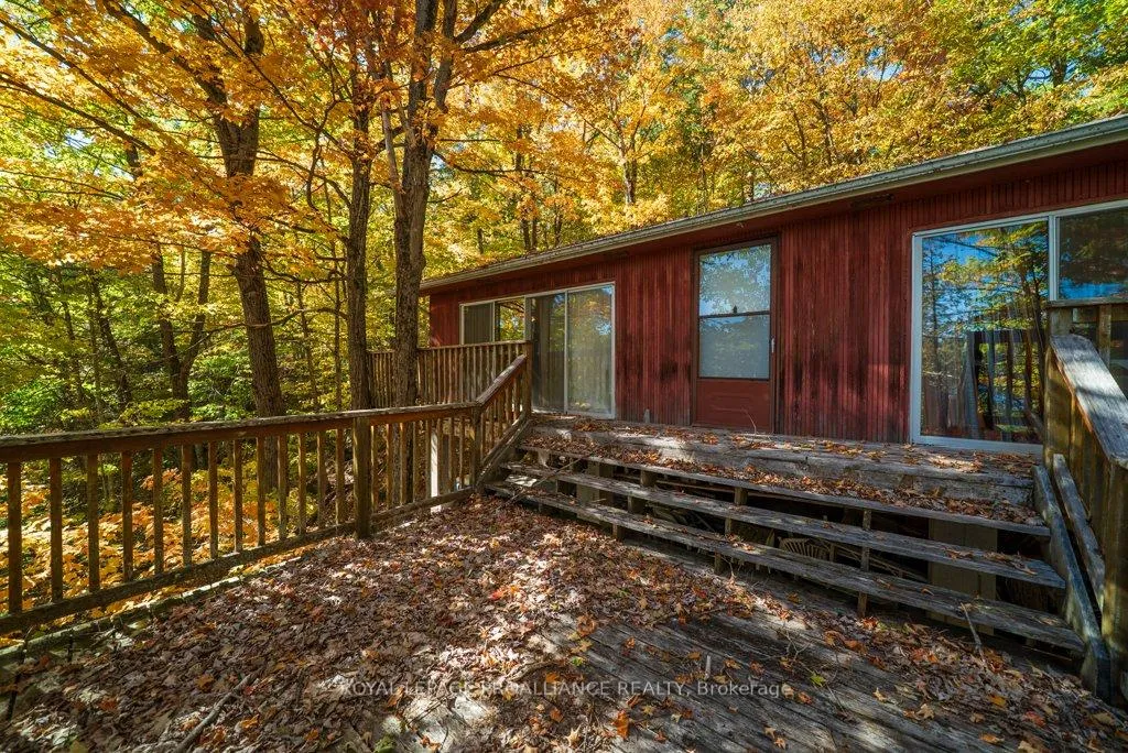 Photo 12 of 1042 East Flieler Lane, Frontenac, Frontenac North — HOMEH