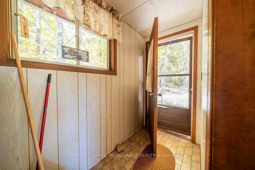 Photo 17 of 1042 East Flieler Lane, Frontenac, Frontenac North — HOMEH