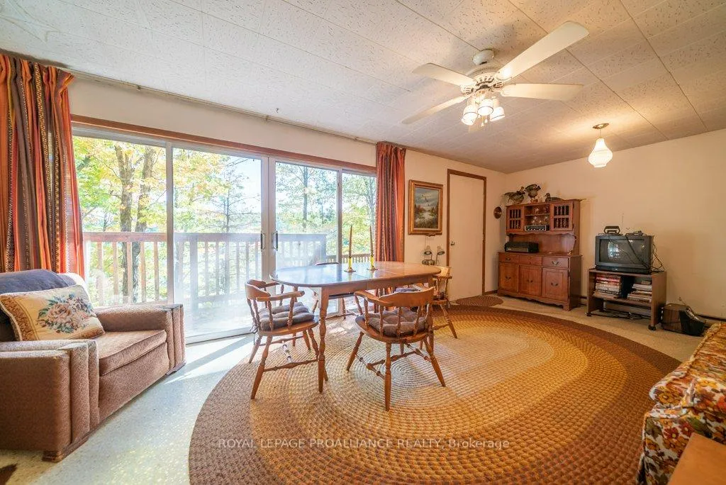 Photo 23 of 1042 East Flieler Lane, Frontenac, Frontenac North — HOMEH
