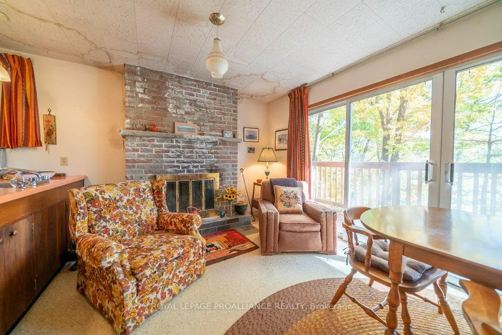 Photo 26 of 1042 East Flieler Lane, Frontenac, Frontenac North — HOMEH
