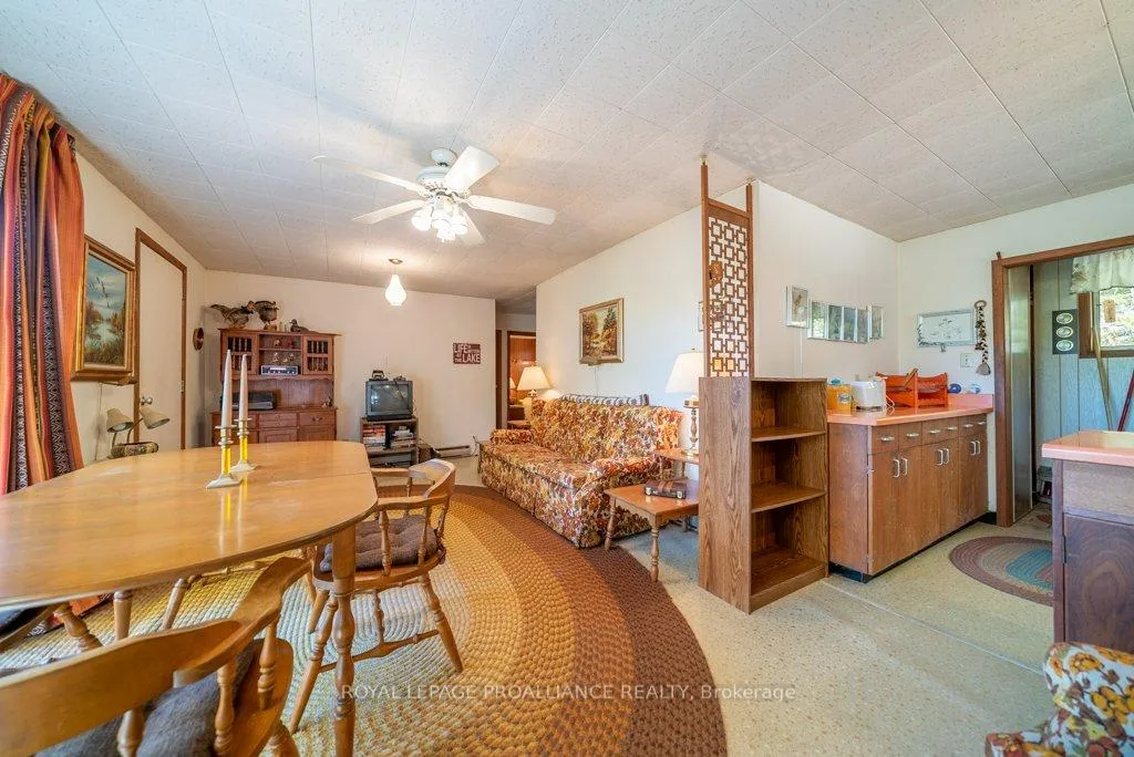 Photo 27 of 1042 East Flieler Lane, Frontenac, Frontenac North — HOMEH
