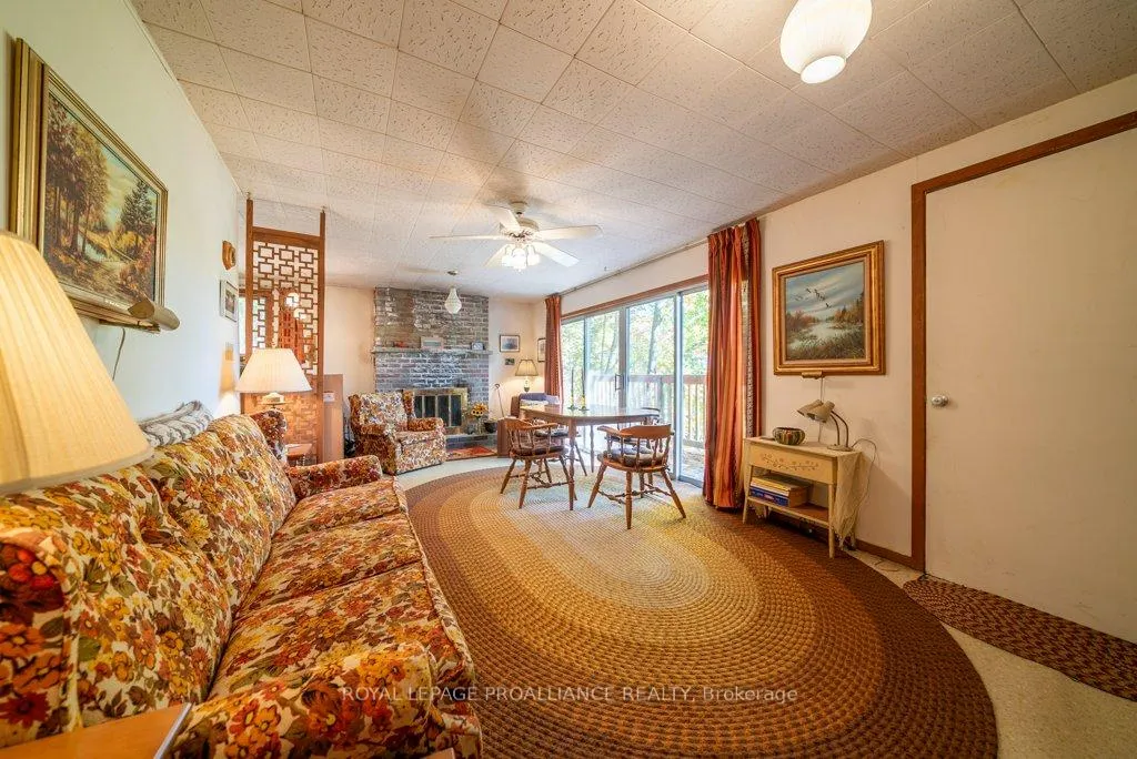Photo 28 of 1042 East Flieler Lane, Frontenac, Frontenac North — HOMEH