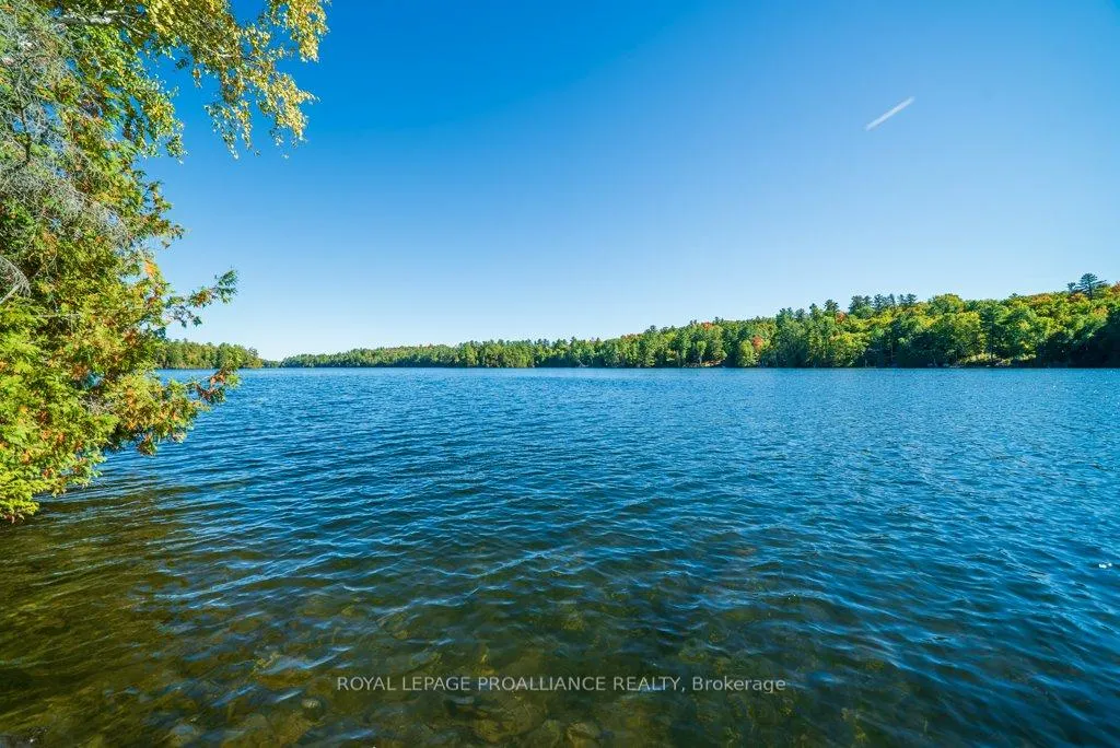 Photo 45 of 1042 East Flieler Lane, Frontenac, Frontenac North — HOMEH