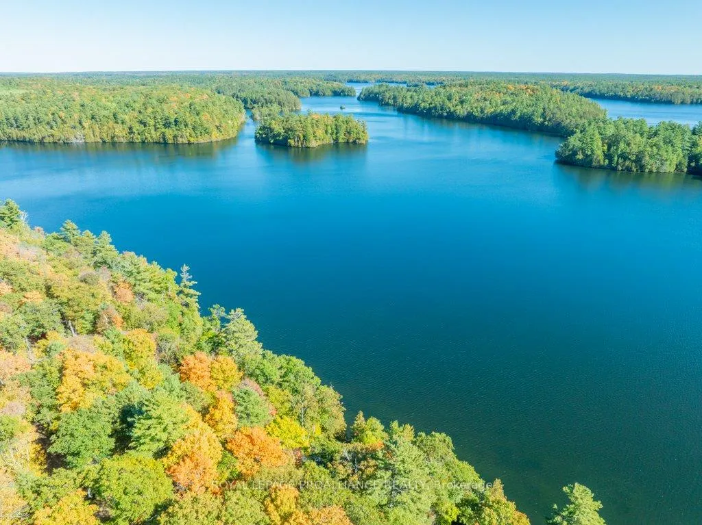 Photo 47 of 1042 East Flieler Lane, Frontenac, Frontenac North — HOMEH