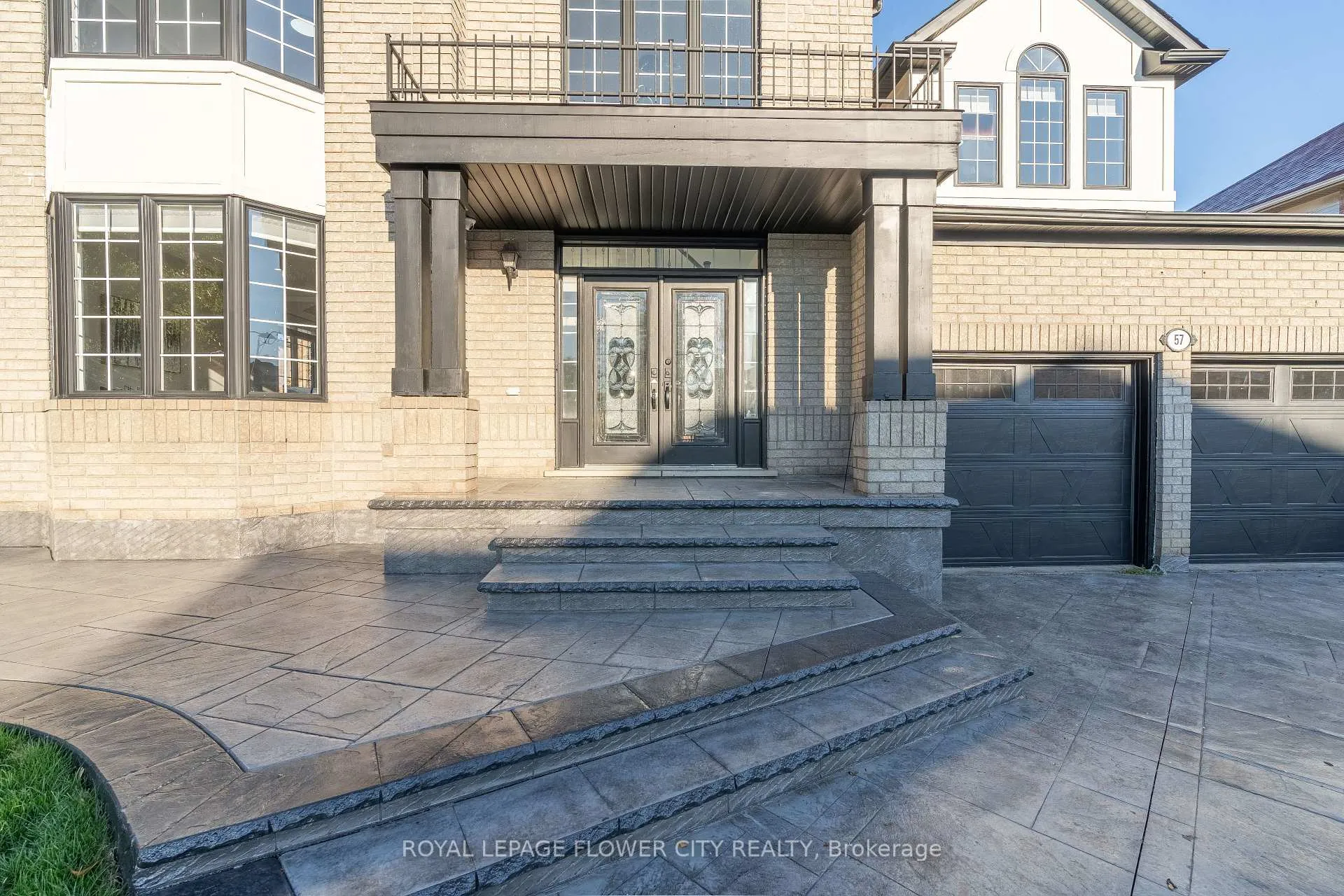 Photo 3 of 57 Sparta Drive, Brampton, Vales of Castlemore — HOMEH