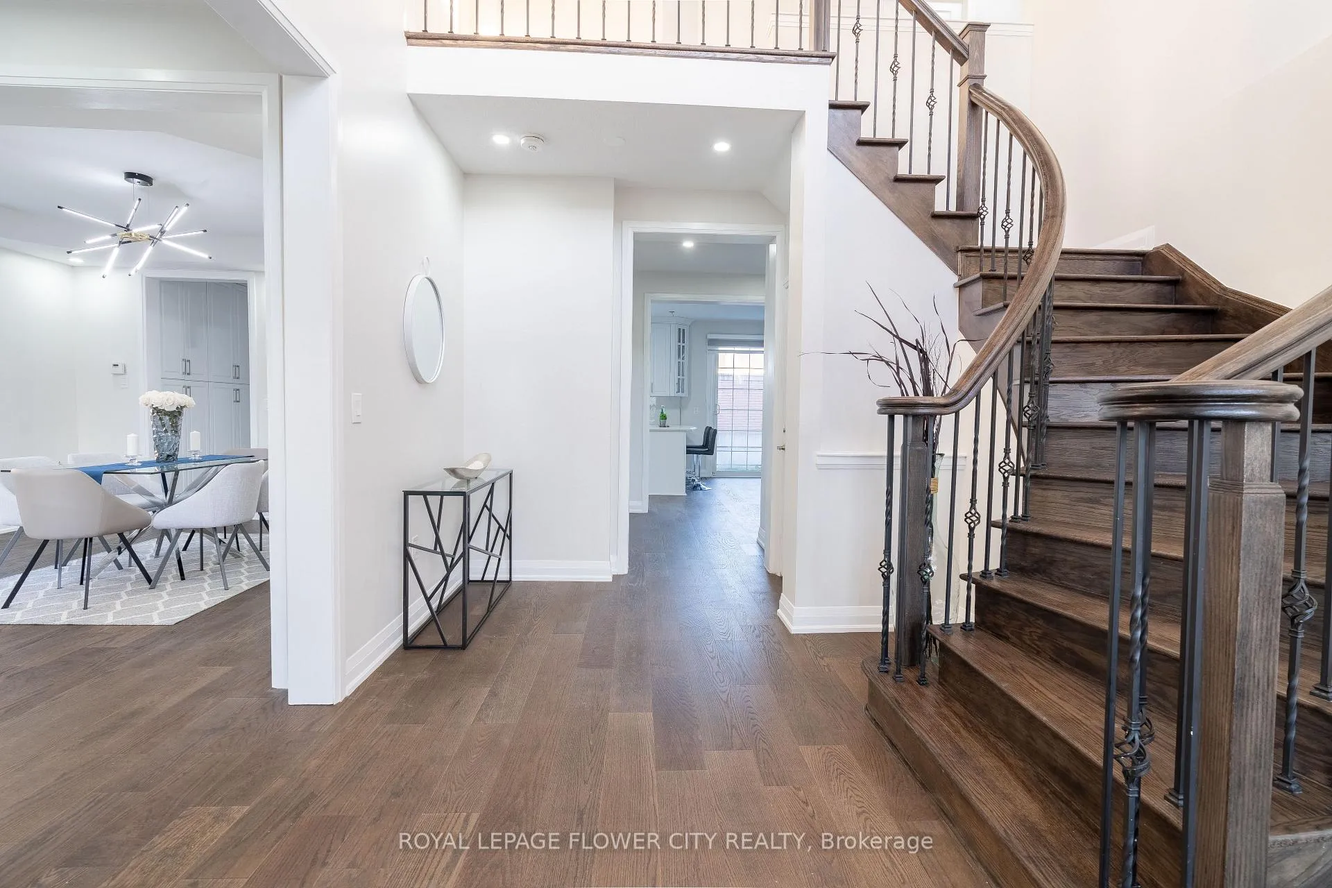Photo 6 of 57 Sparta Drive, Brampton, Vales of Castlemore — HOMEH
