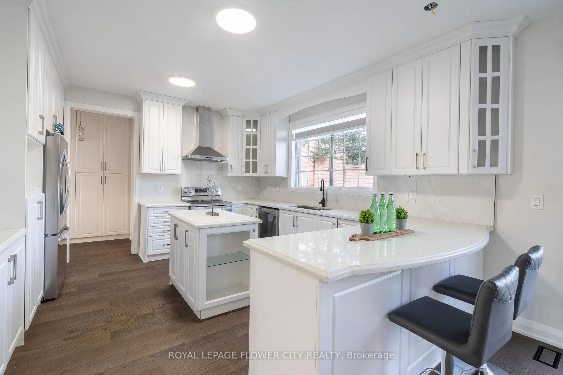 Photo 9 of 57 Sparta Drive, Brampton, Vales of Castlemore — HOMEH